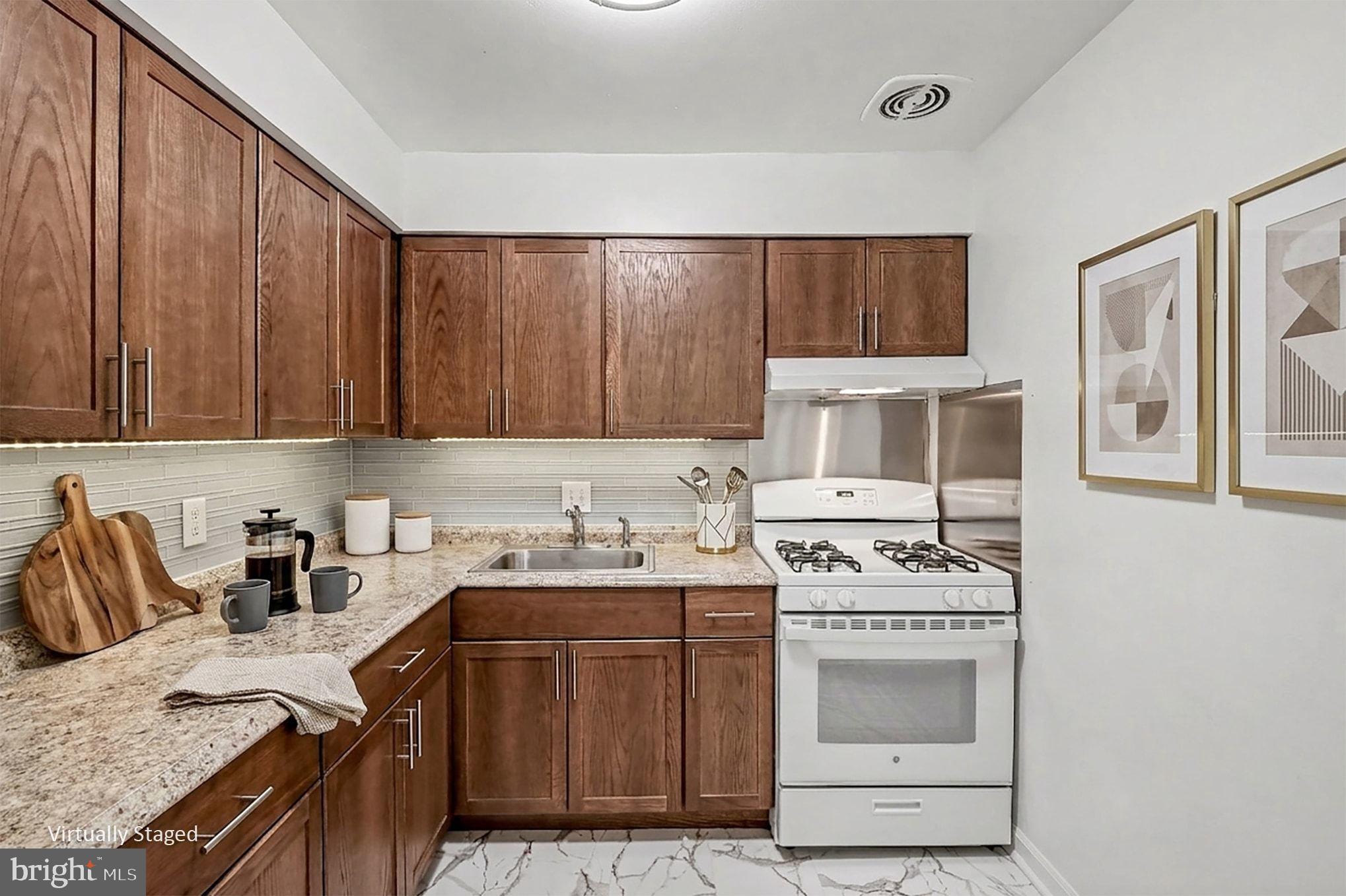 BRADBURY PARK - Residential