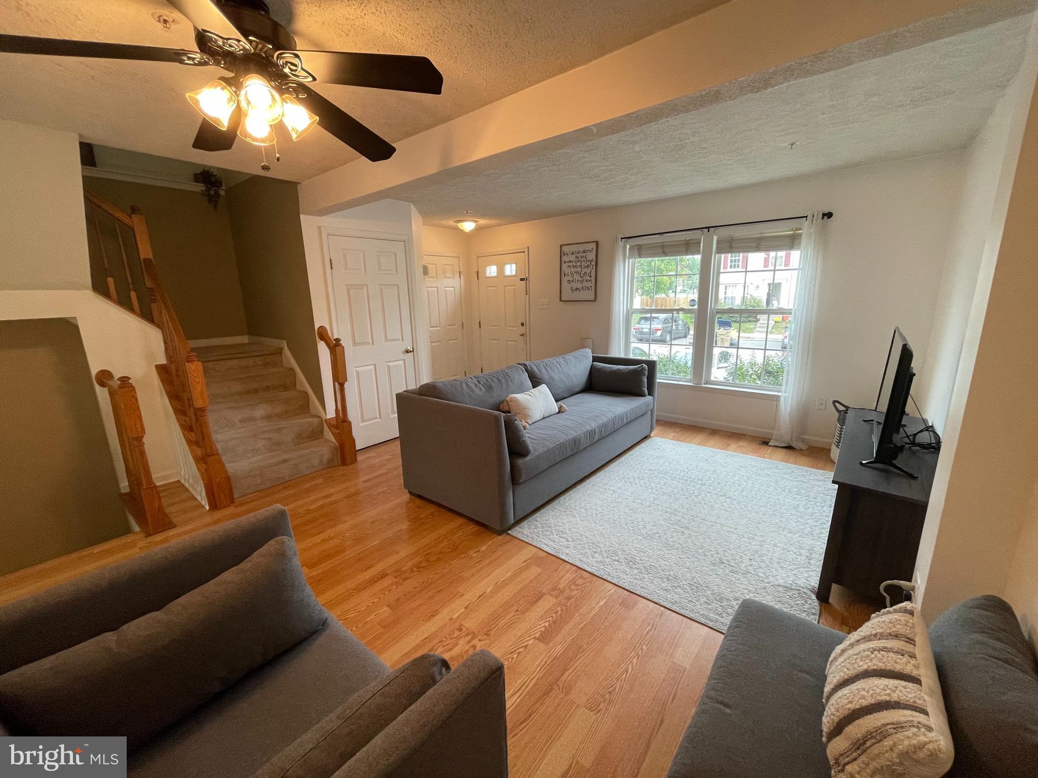 THE MDOWS OF ELK CRE - Residential