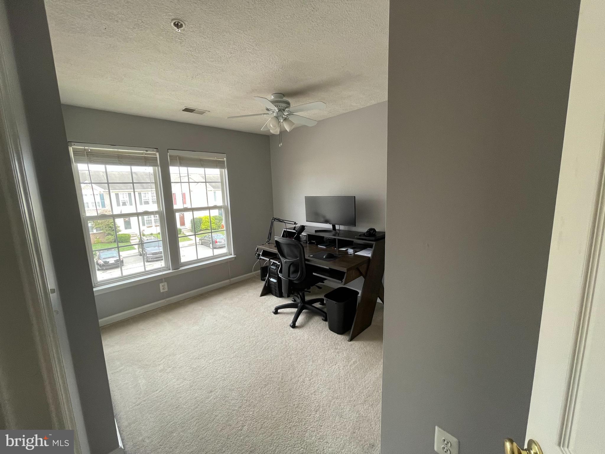 THE MDOWS OF ELK CRE - Residential