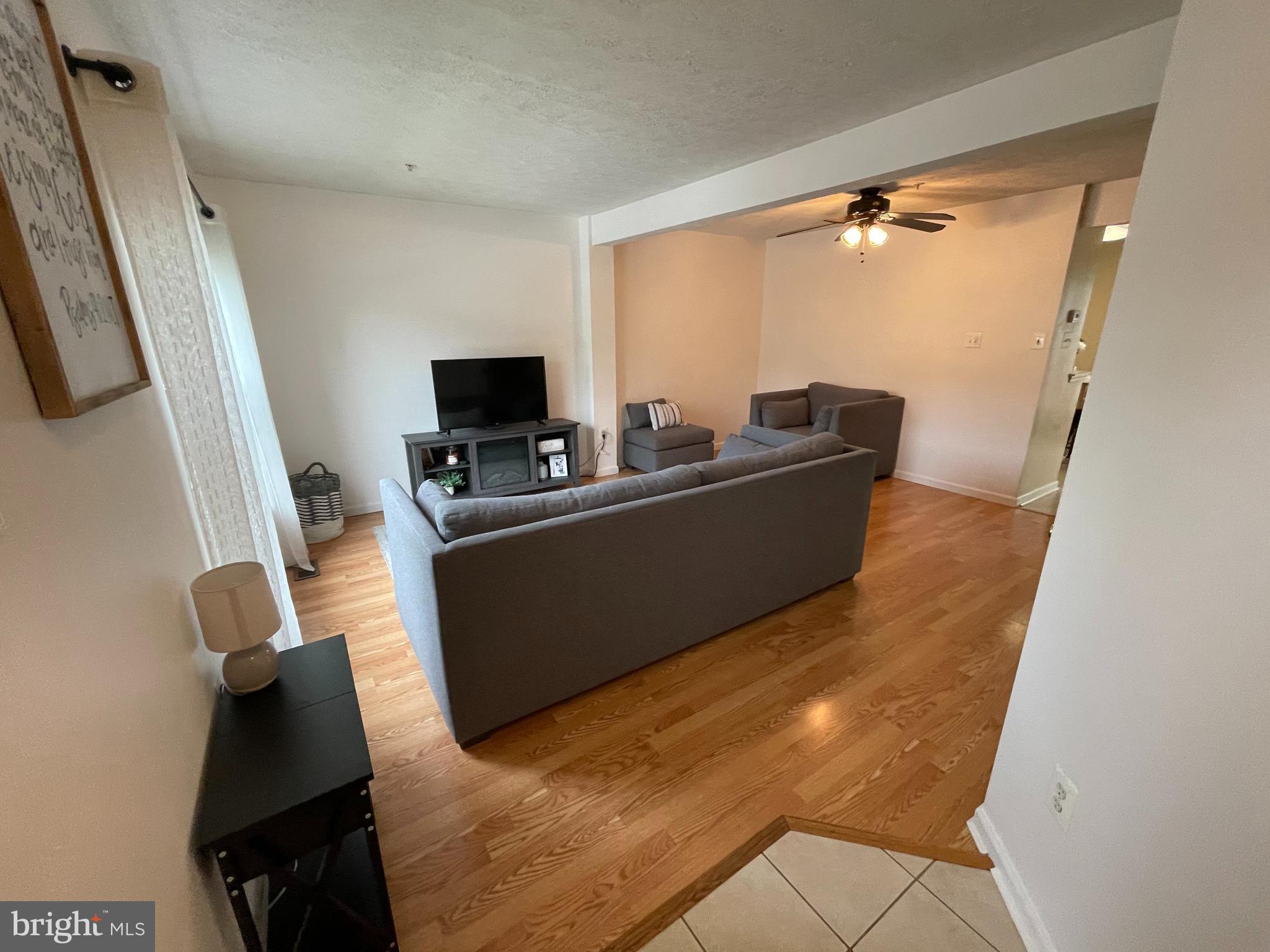 THE MDOWS OF ELK CRE - Residential