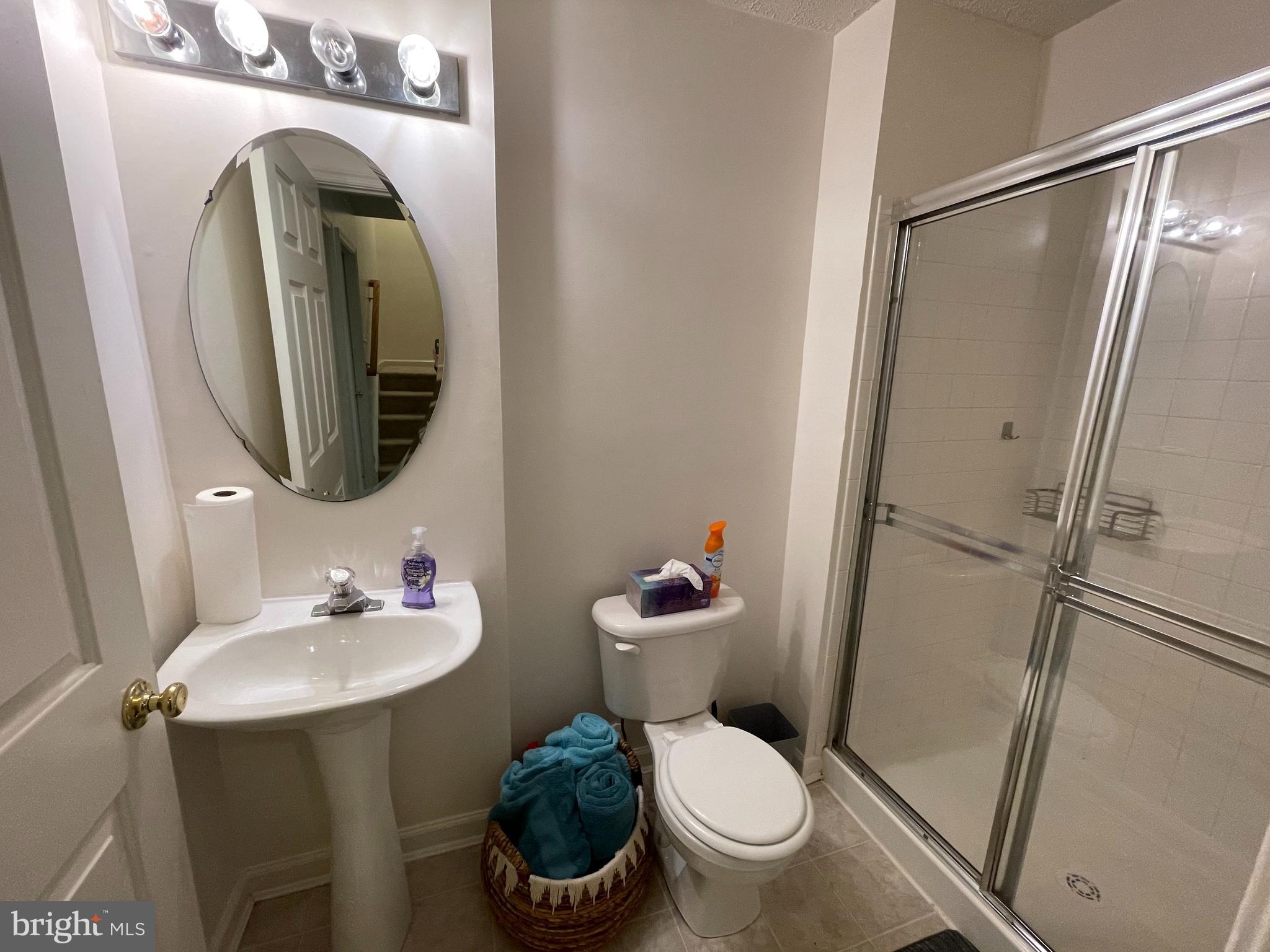 THE MDOWS OF ELK CRE - Residential