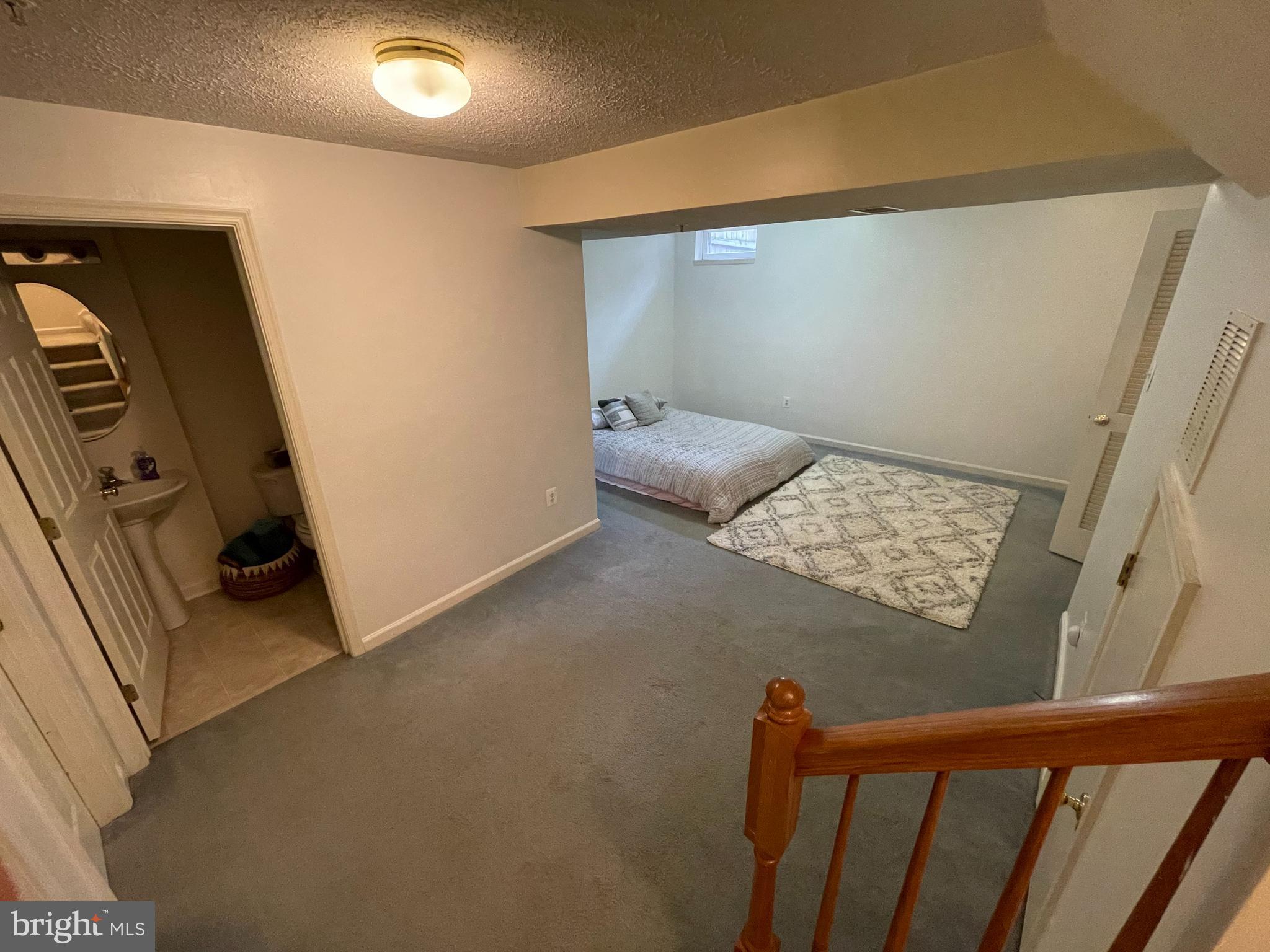 THE MDOWS OF ELK CRE - Residential