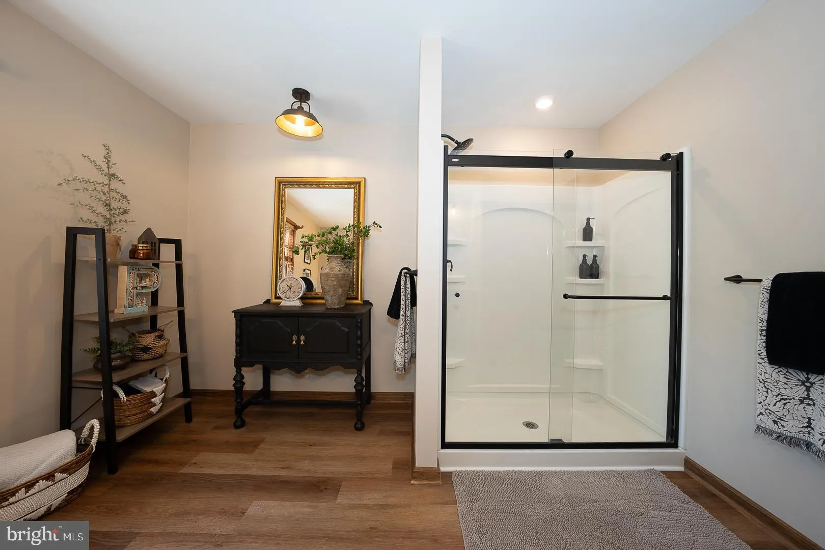 Glenmoore, Pennsylvania 19343, United States, 4 Bedrooms Bedrooms, ,3 BathroomsBathrooms,Residential,Active,121366