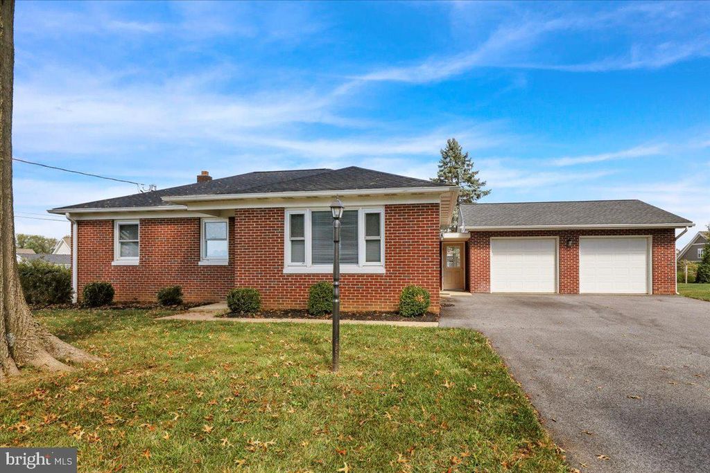 Photo of 203 Wynwood Drive, Willow Street, PA 17584 (MLS # PALA2057836)