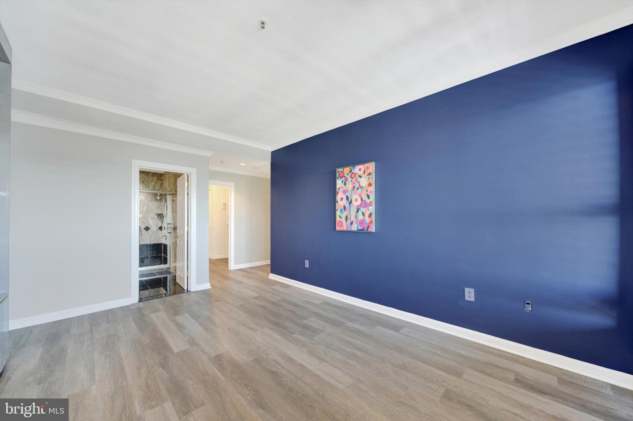 HARBOR COURT CONDOMINIUMS - Residential