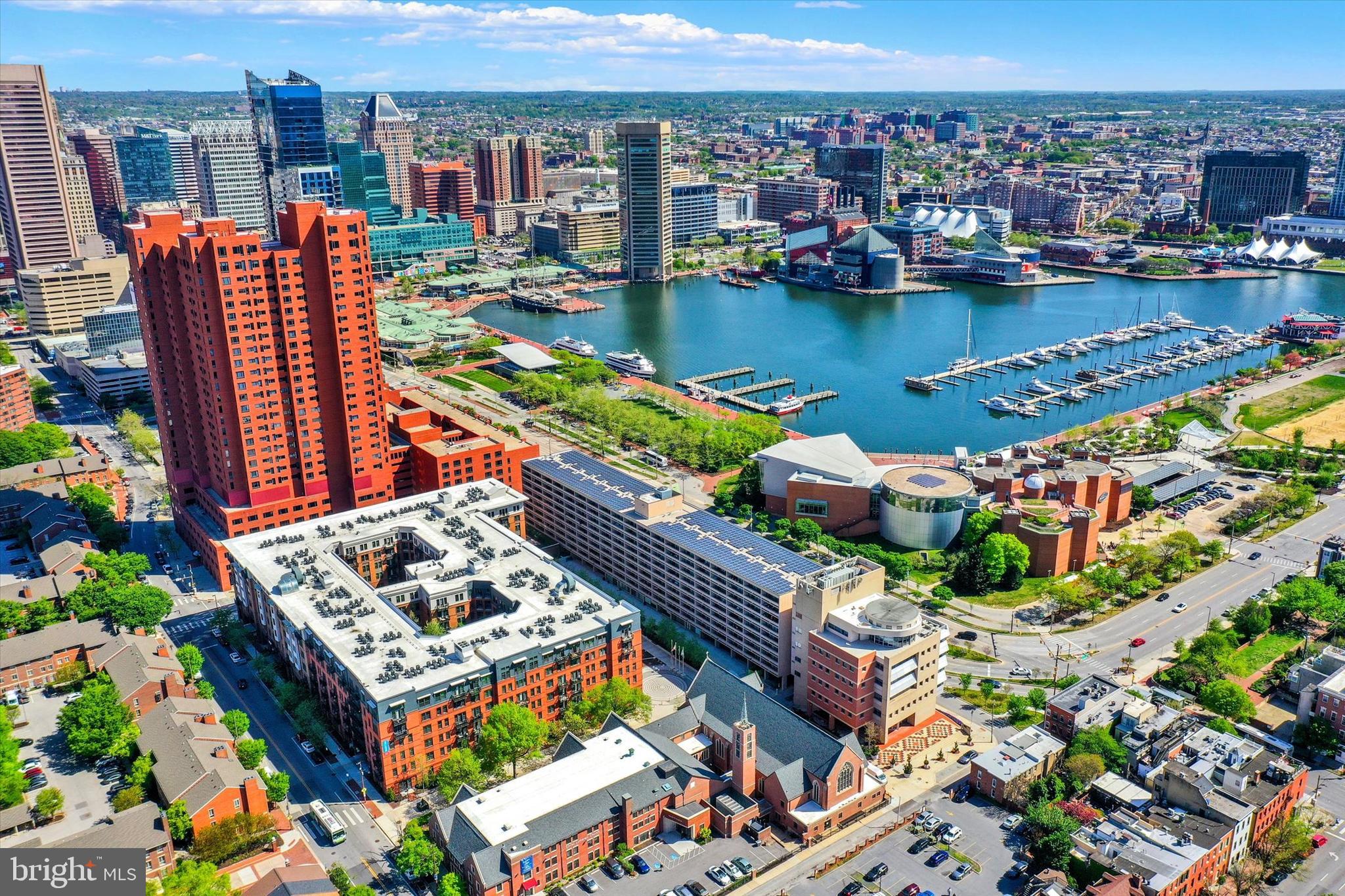 HARBOR COURT CONDOMINIUMS - Residential