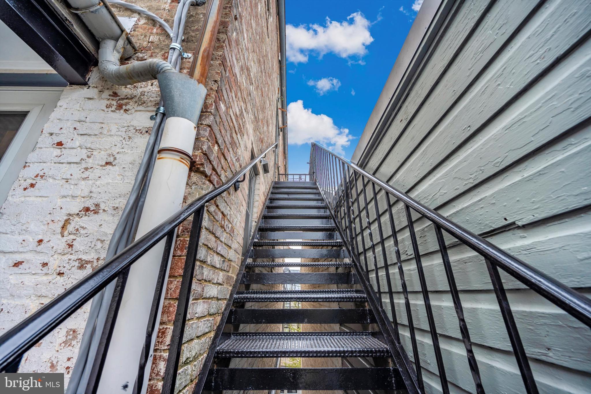 DOWNTOWN FREDERICK - Residential Lease