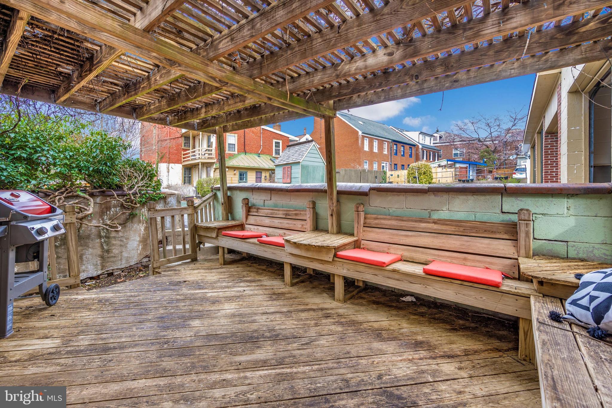 DOWNTOWN FREDERICK - Residential Lease