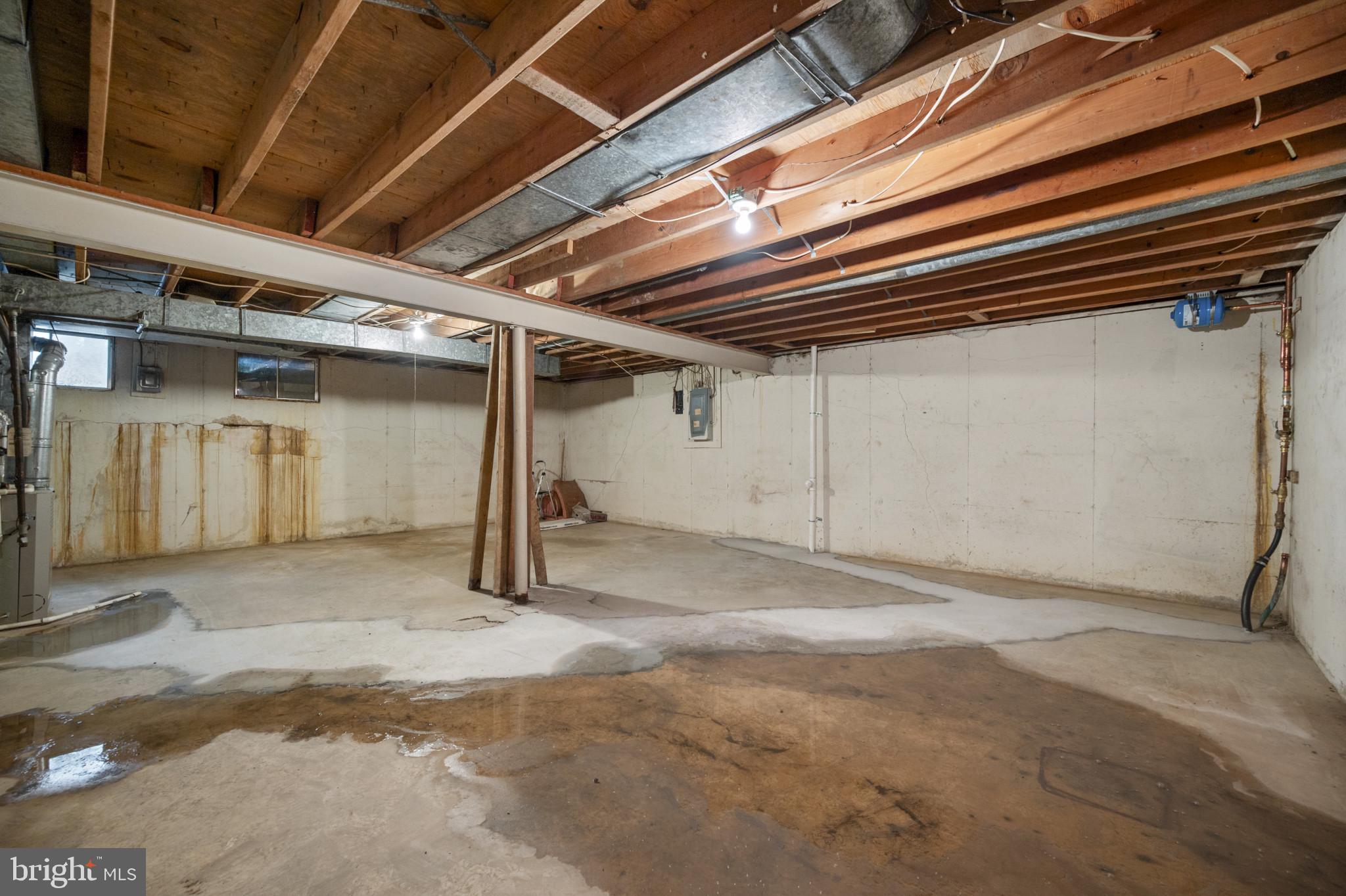 REGENCY ESTATES - Residential