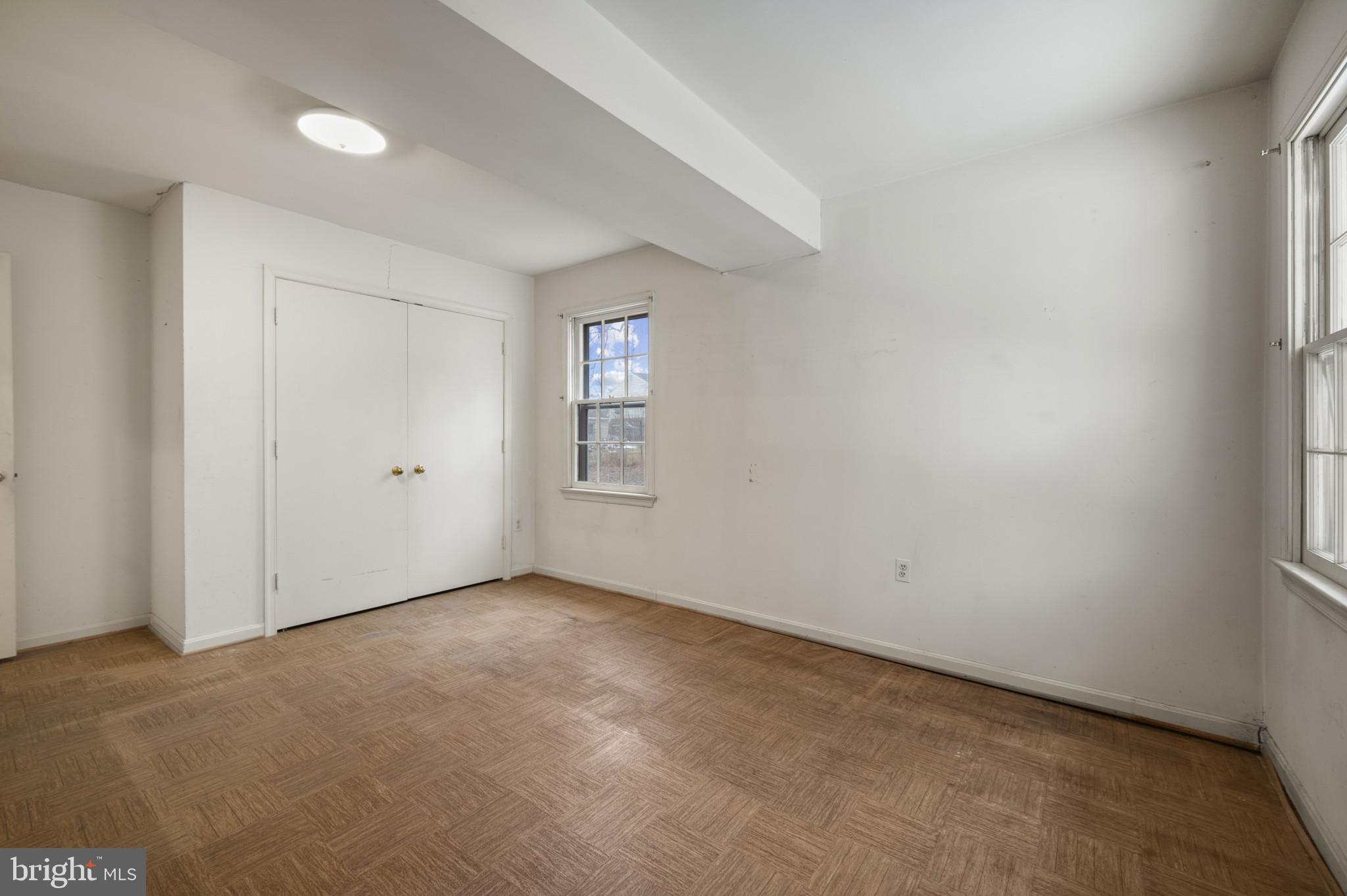 REGENCY ESTATES - Residential