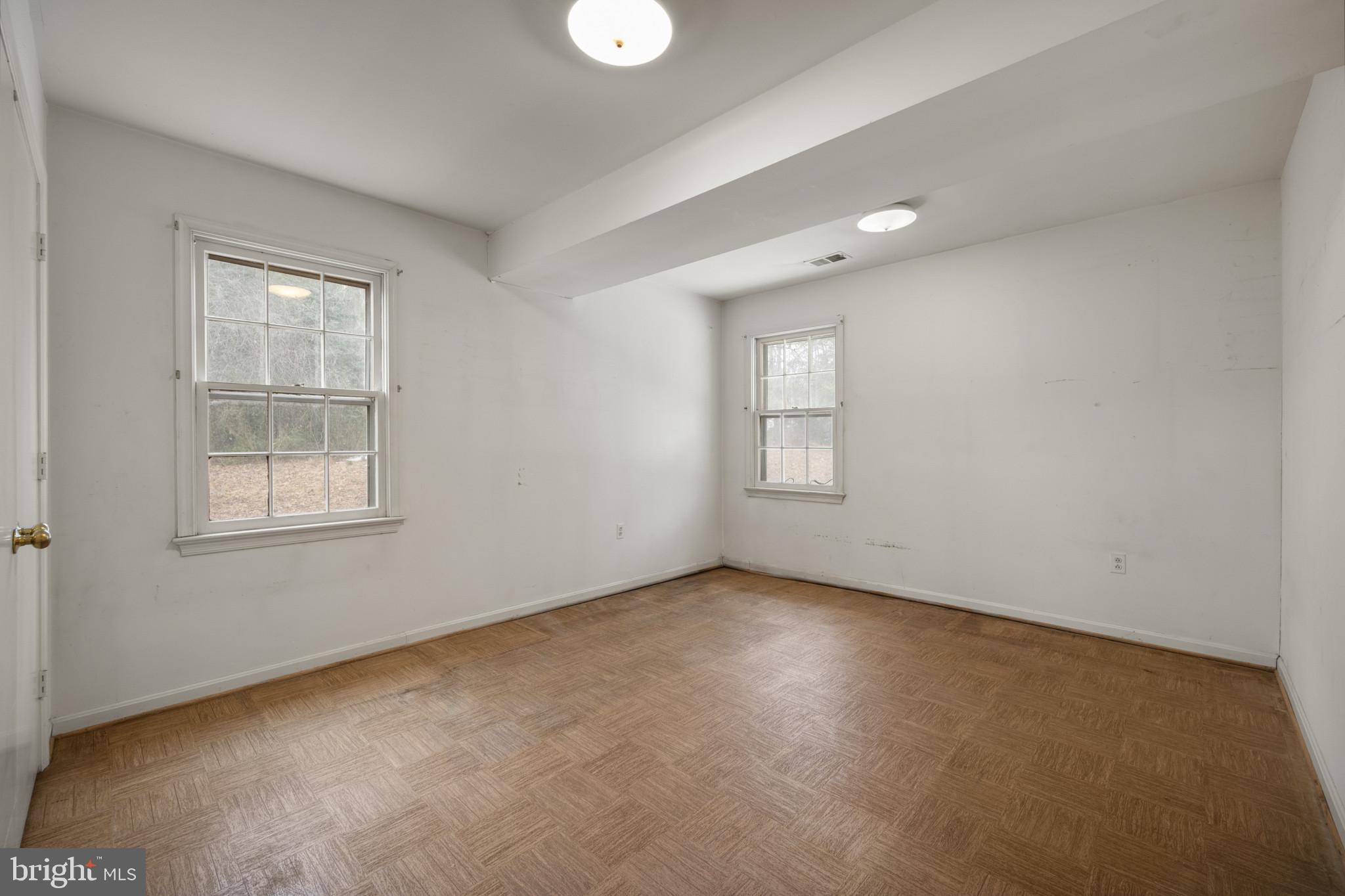 REGENCY ESTATES - Residential