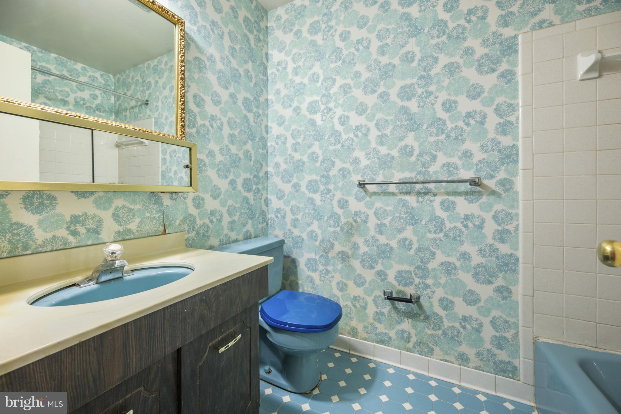 REGENCY ESTATES - Residential