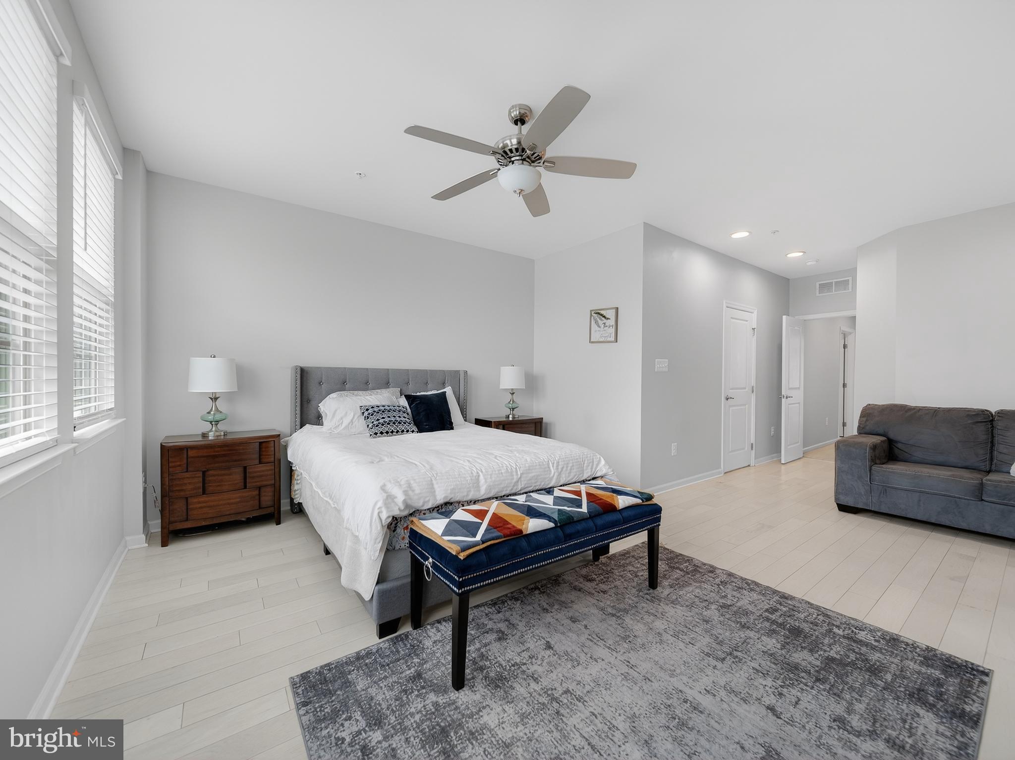 BALLENGER CREEK - Residential