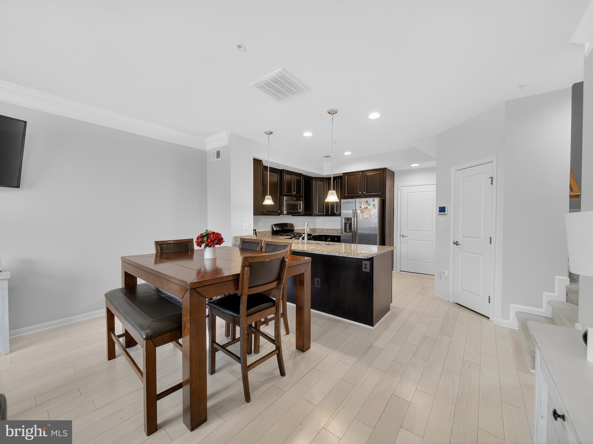 BALLENGER CREEK - Residential