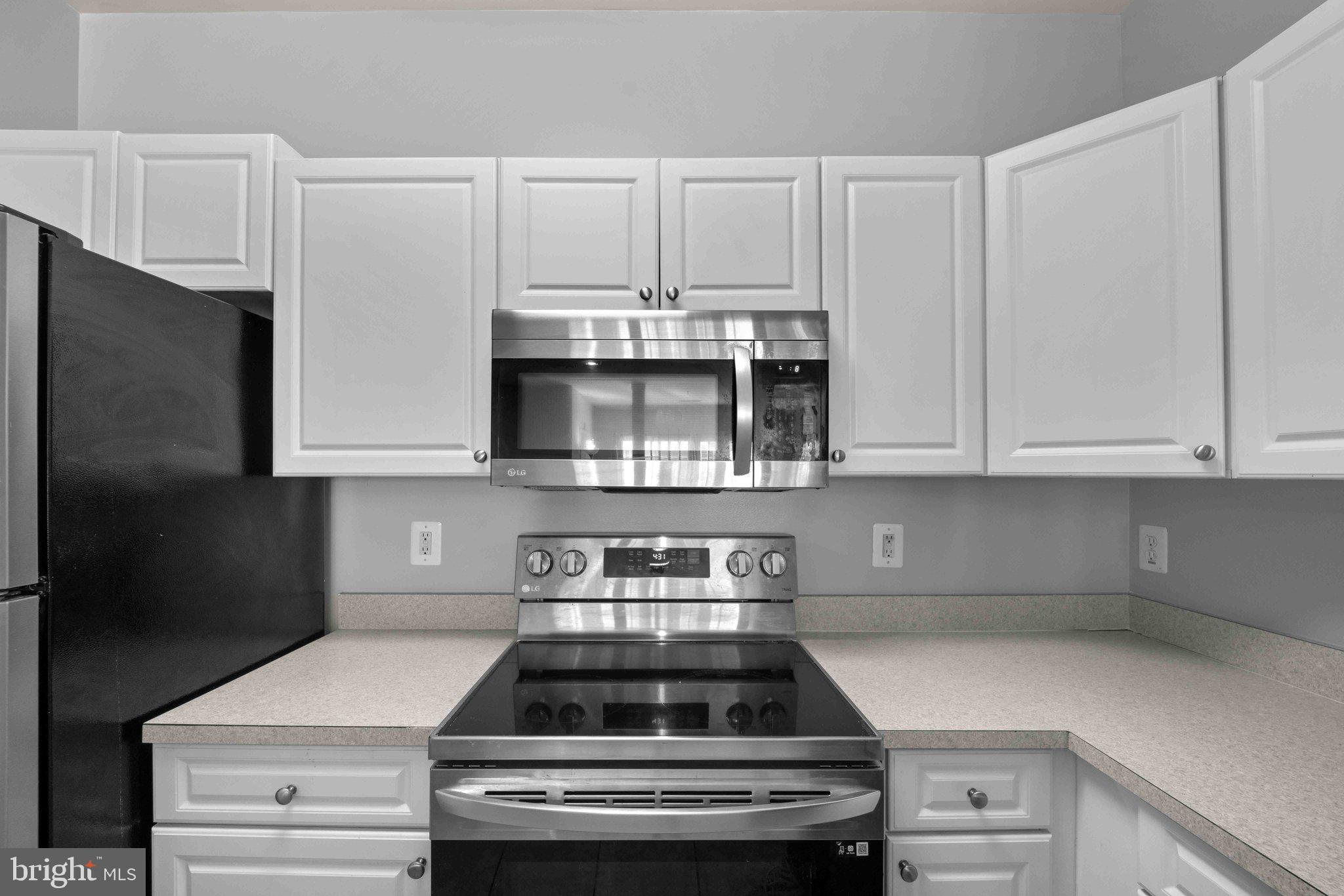 WINDSOR CROSSING - Residential