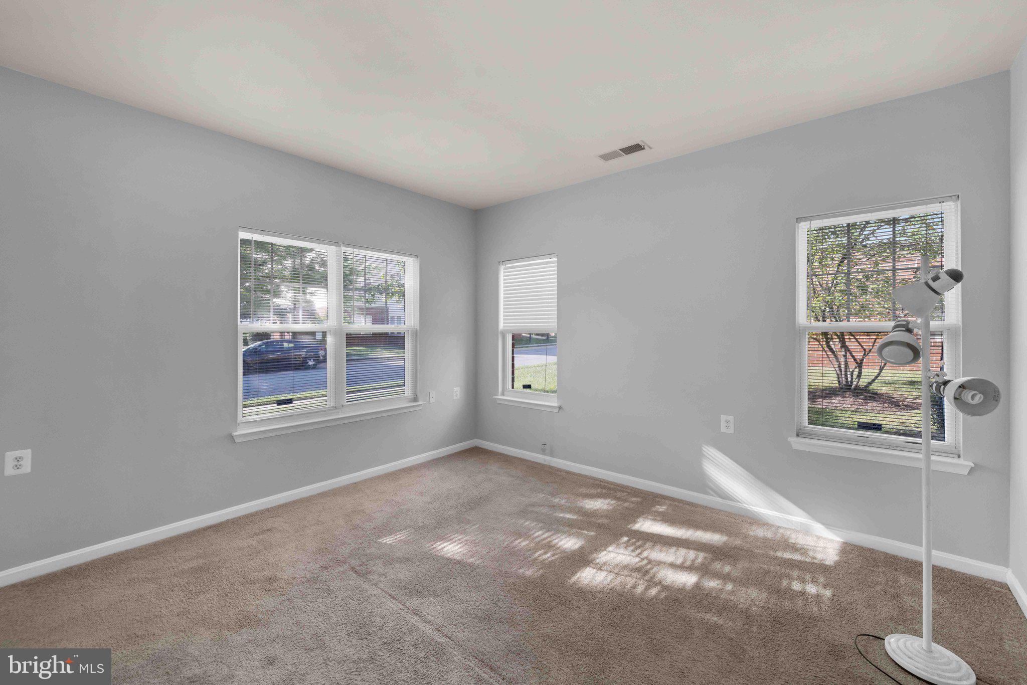 WINDSOR CROSSING - Residential