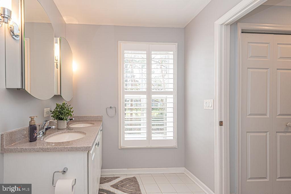 OCEAN PINES - MARINA VILLAGE - Residential