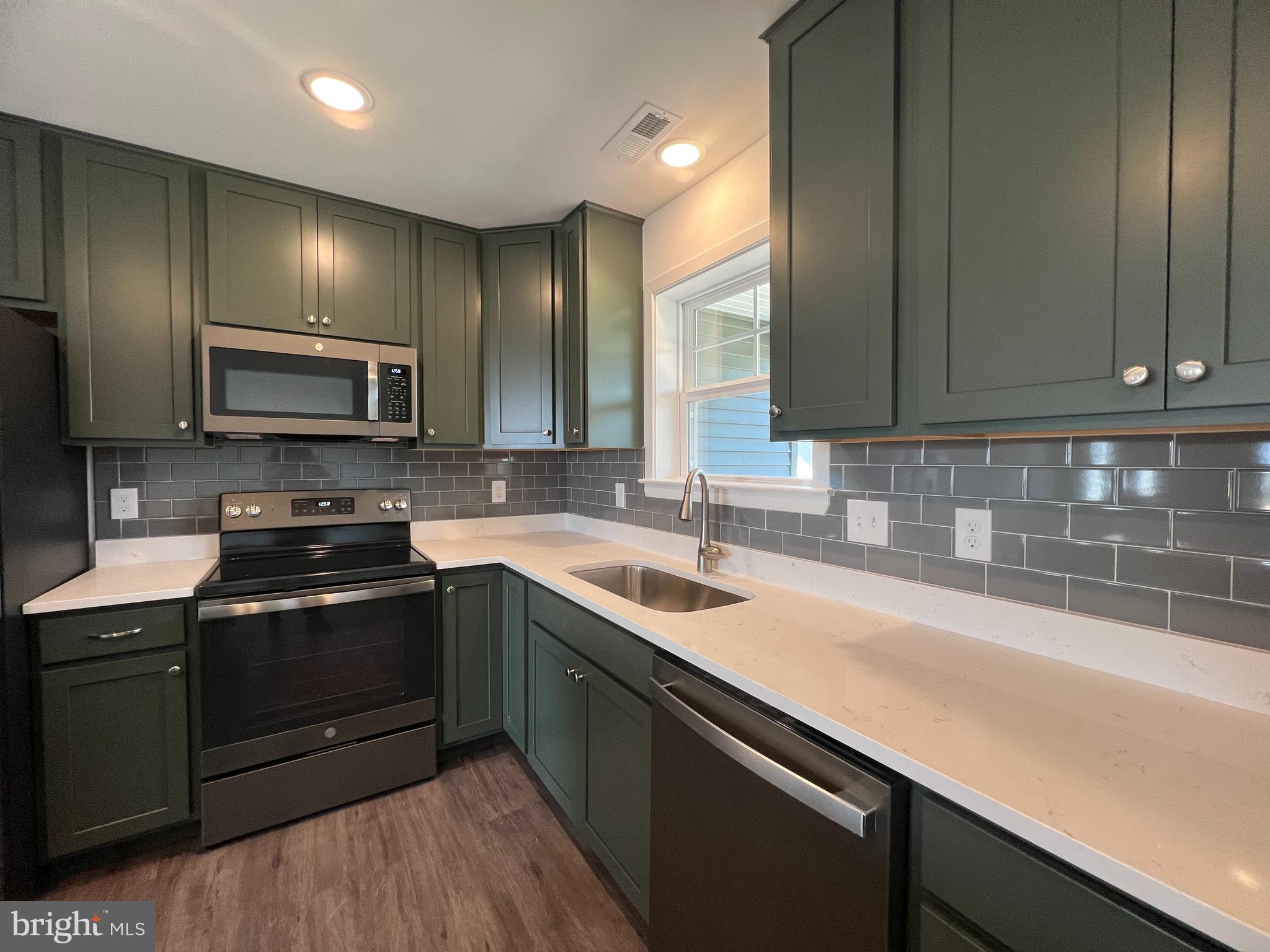 HARVEST GLEN - Residential