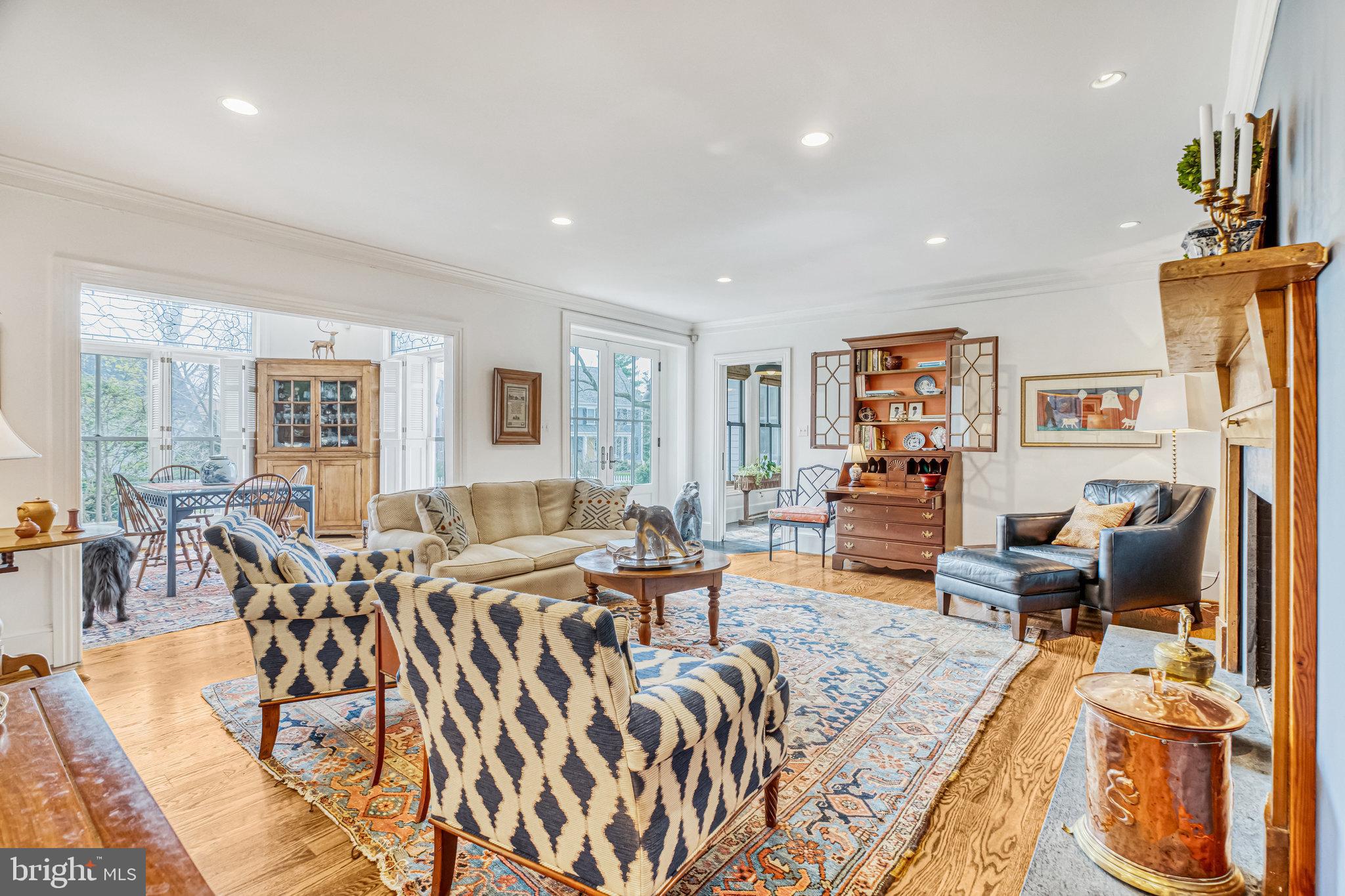 COBBS GROVE - Residential