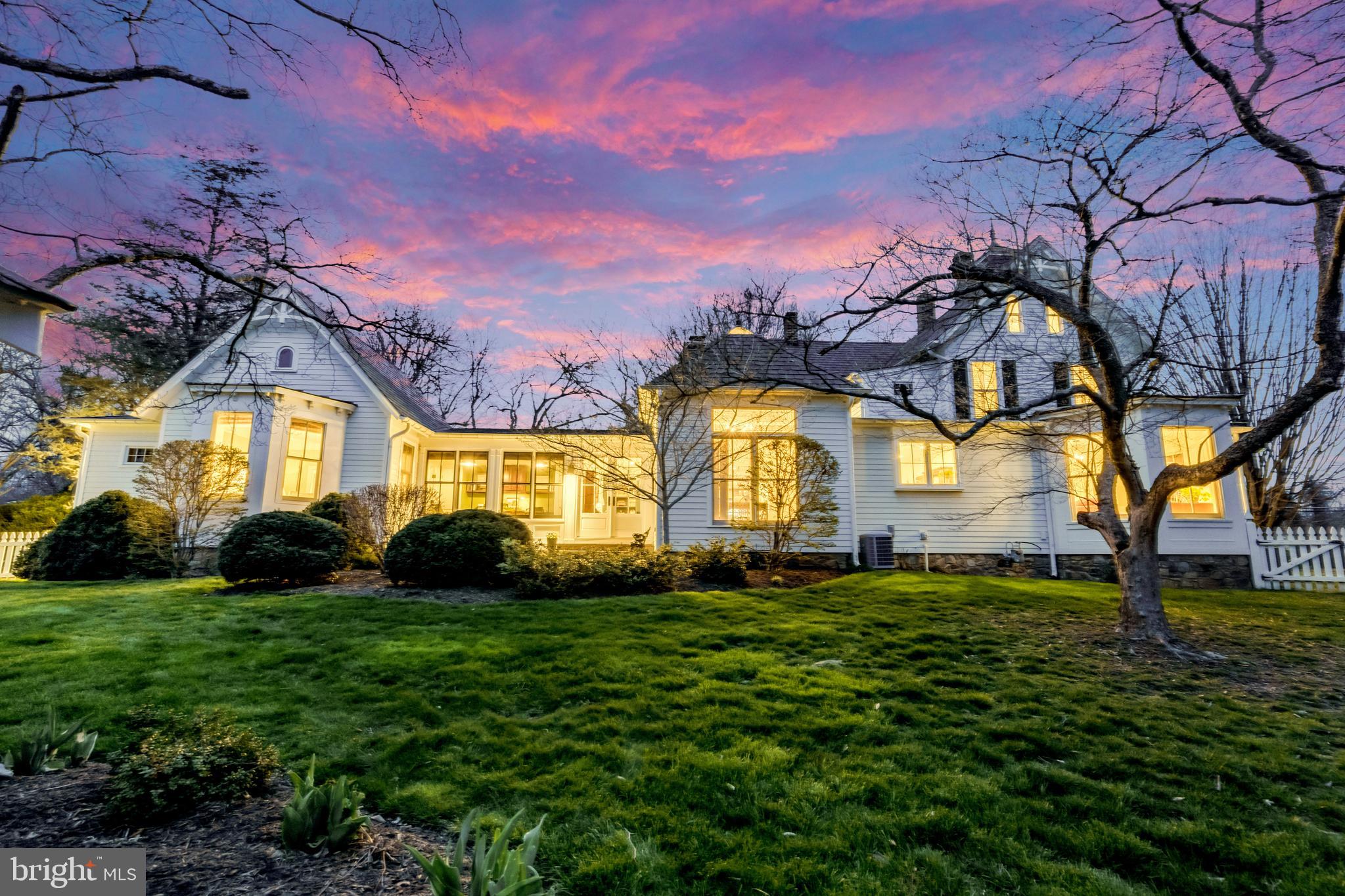 COBBS GROVE - Residential