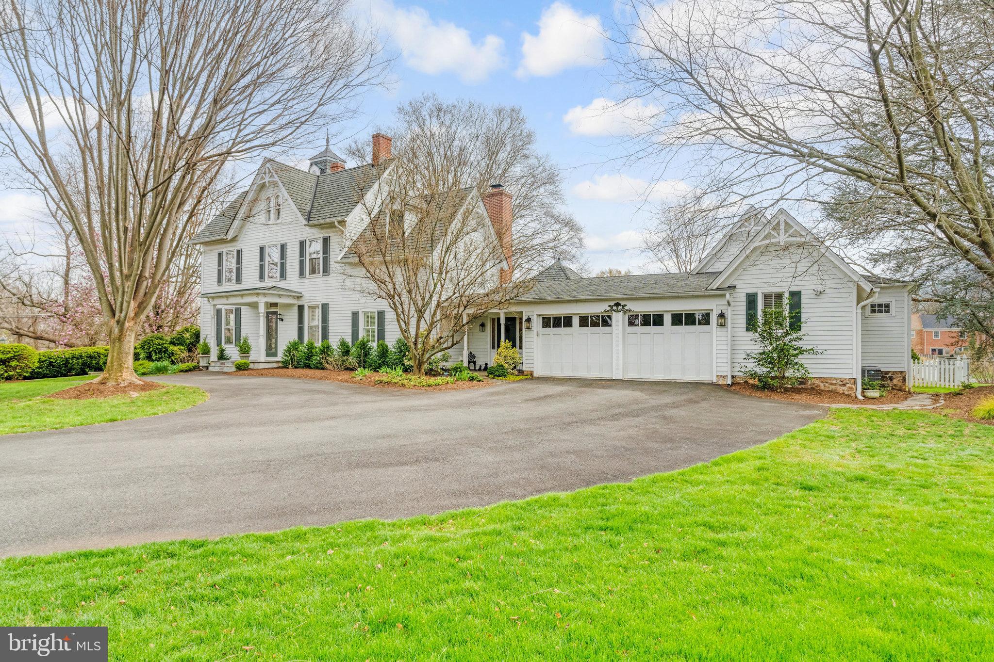 COBBS GROVE - Residential