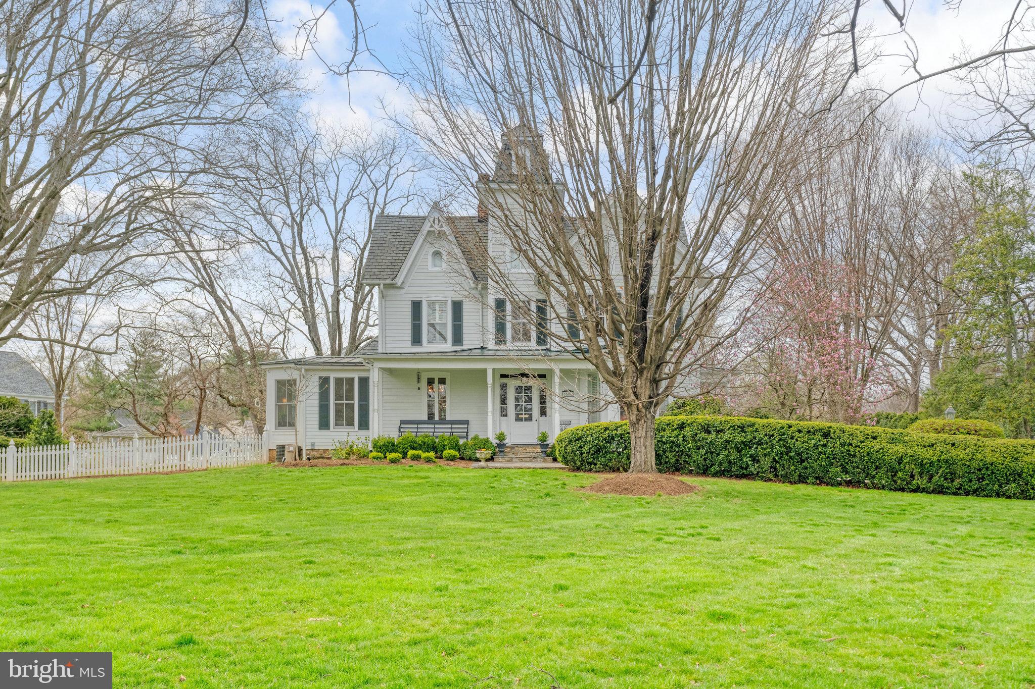 COBBS GROVE - Residential