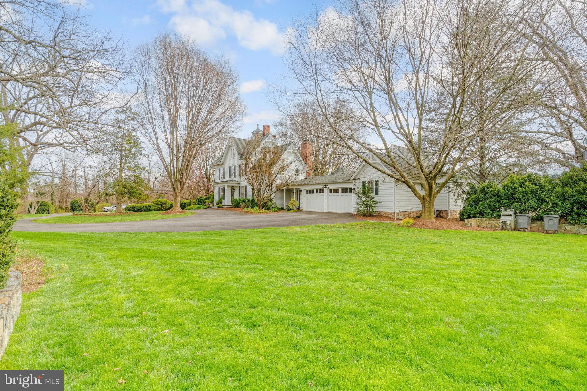 COBBS GROVE - Residential