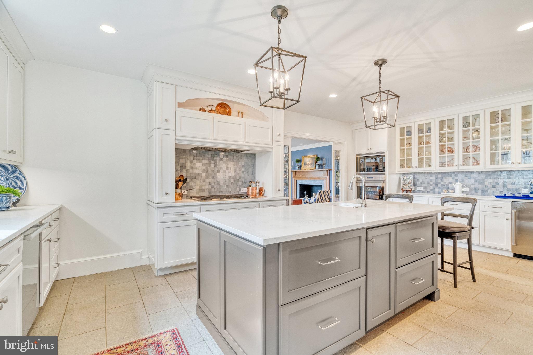 COBBS GROVE - Residential