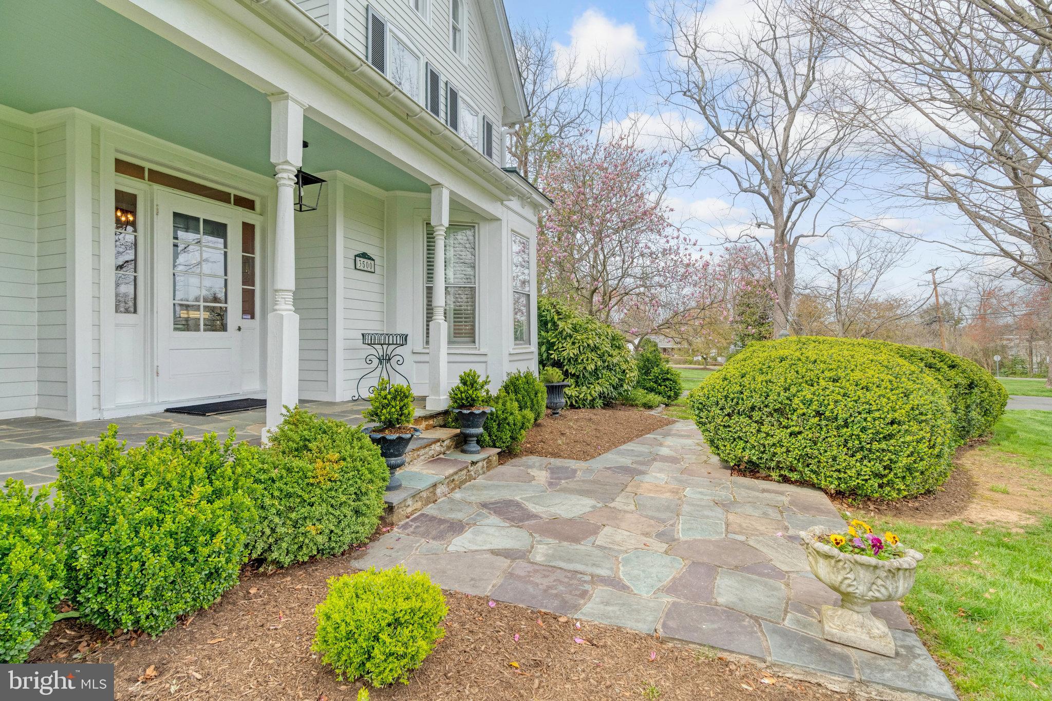 COBBS GROVE - Residential