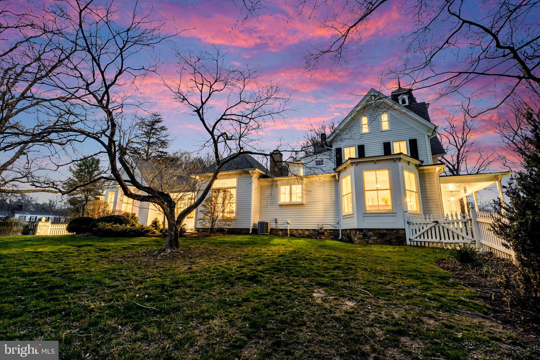 COBBS GROVE - Residential