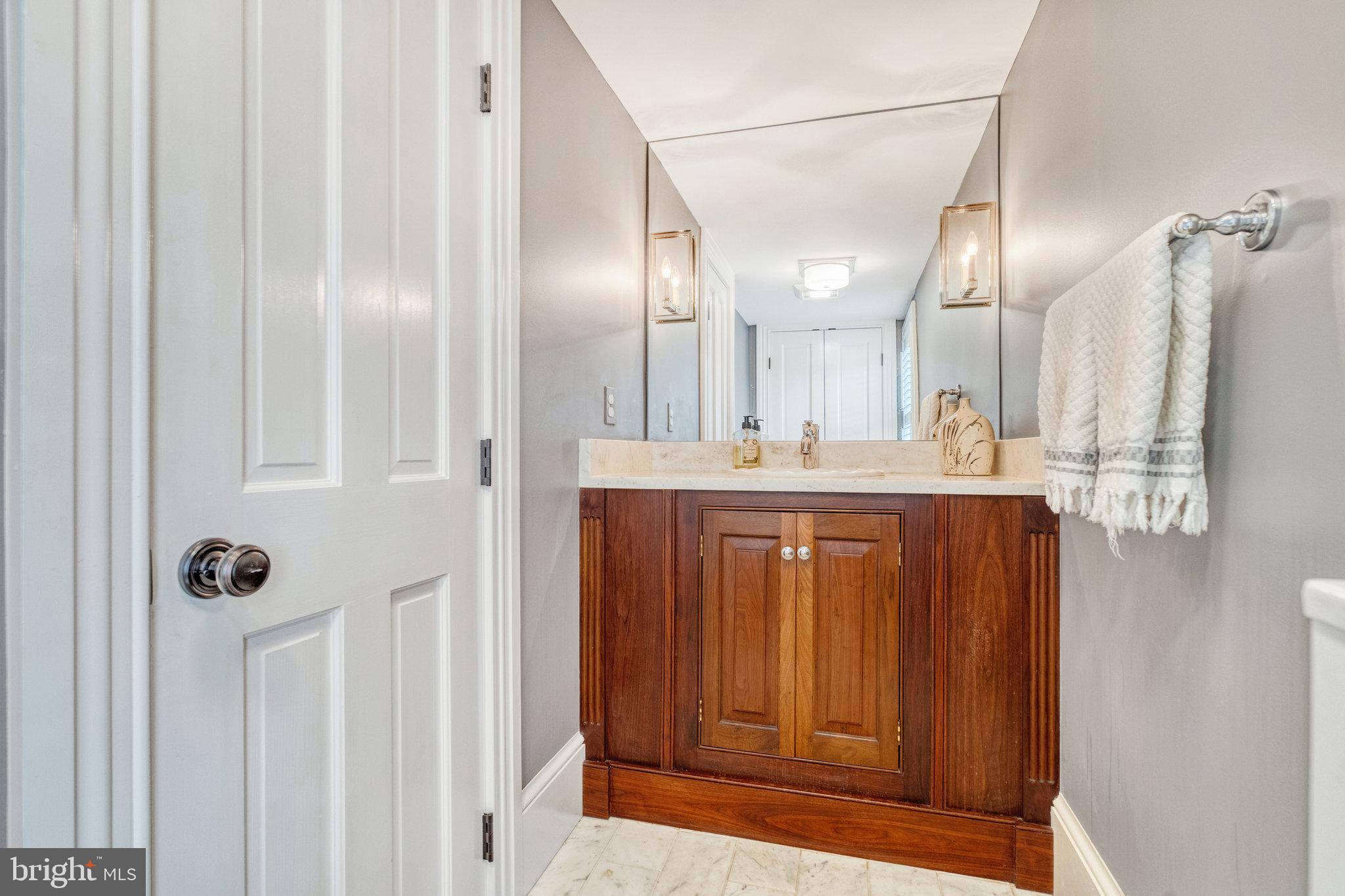 COBBS GROVE - Residential