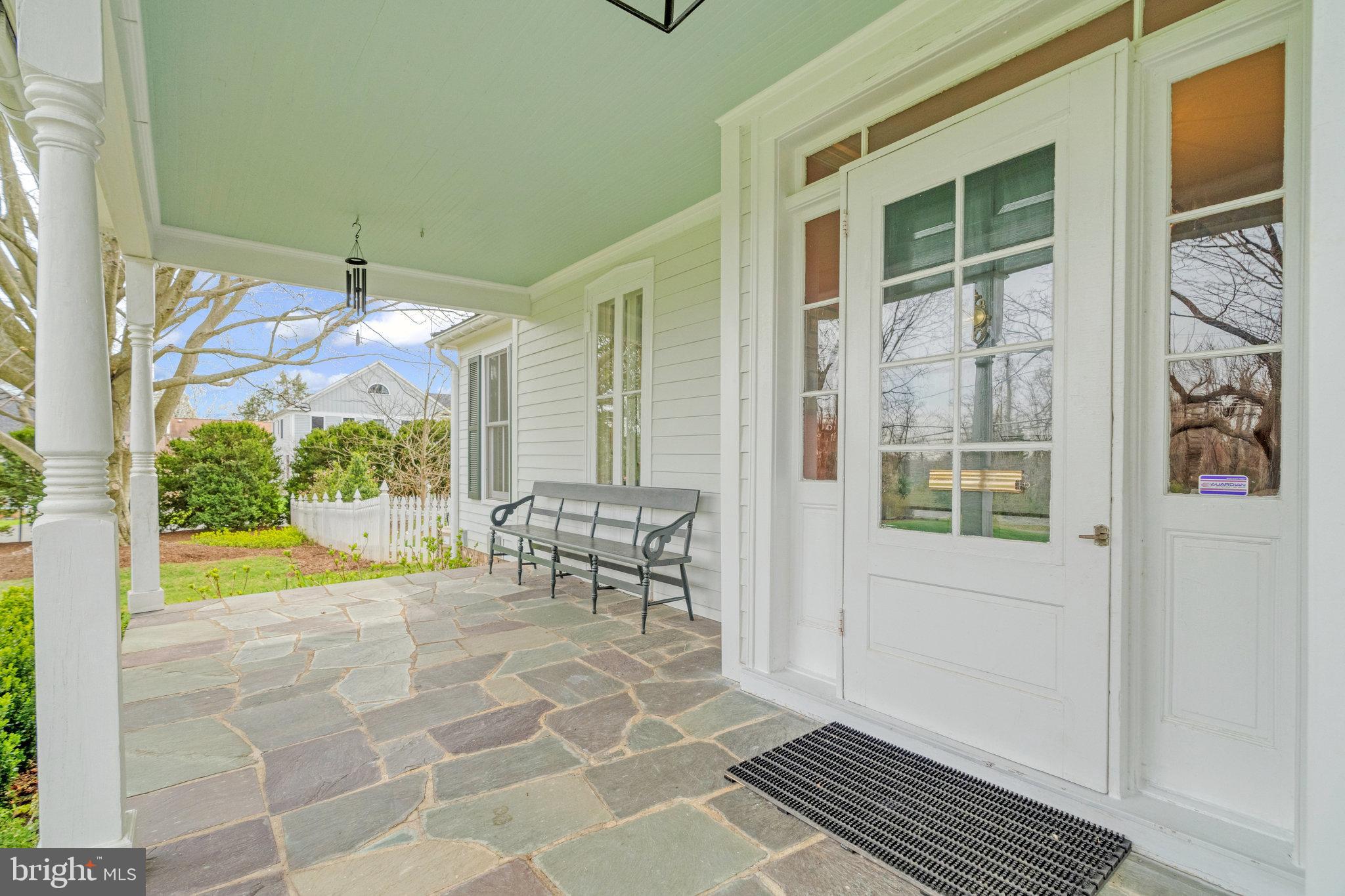 COBBS GROVE - Residential