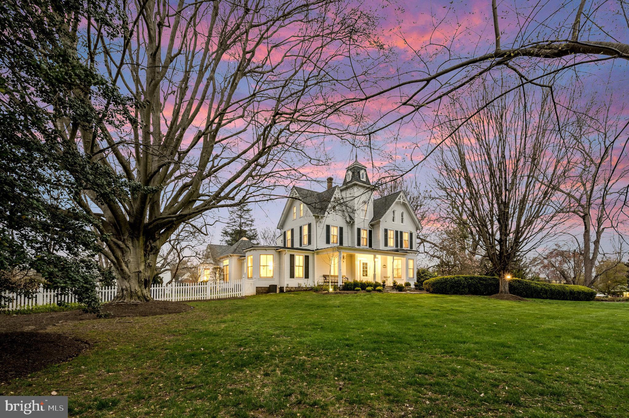 COBBS GROVE - Residential