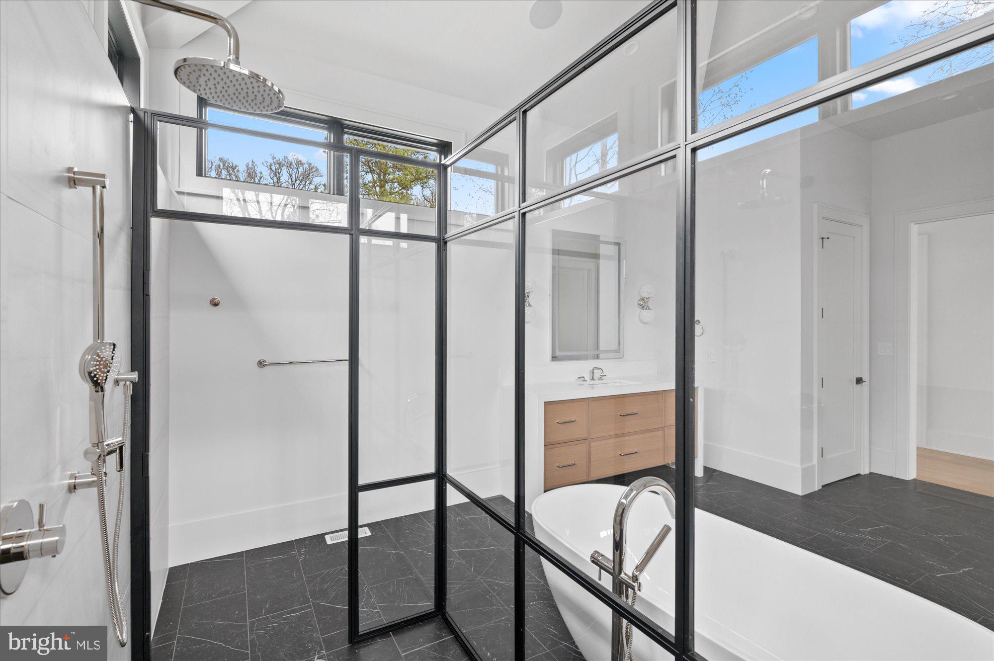 ROCK SPRING - Residential