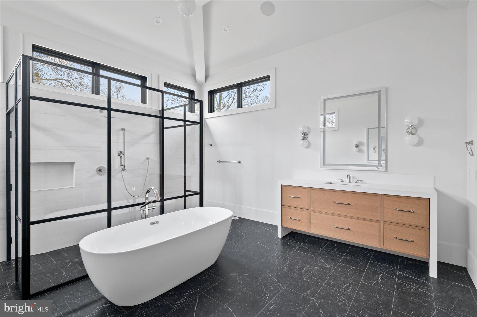 ROCK SPRING - Residential