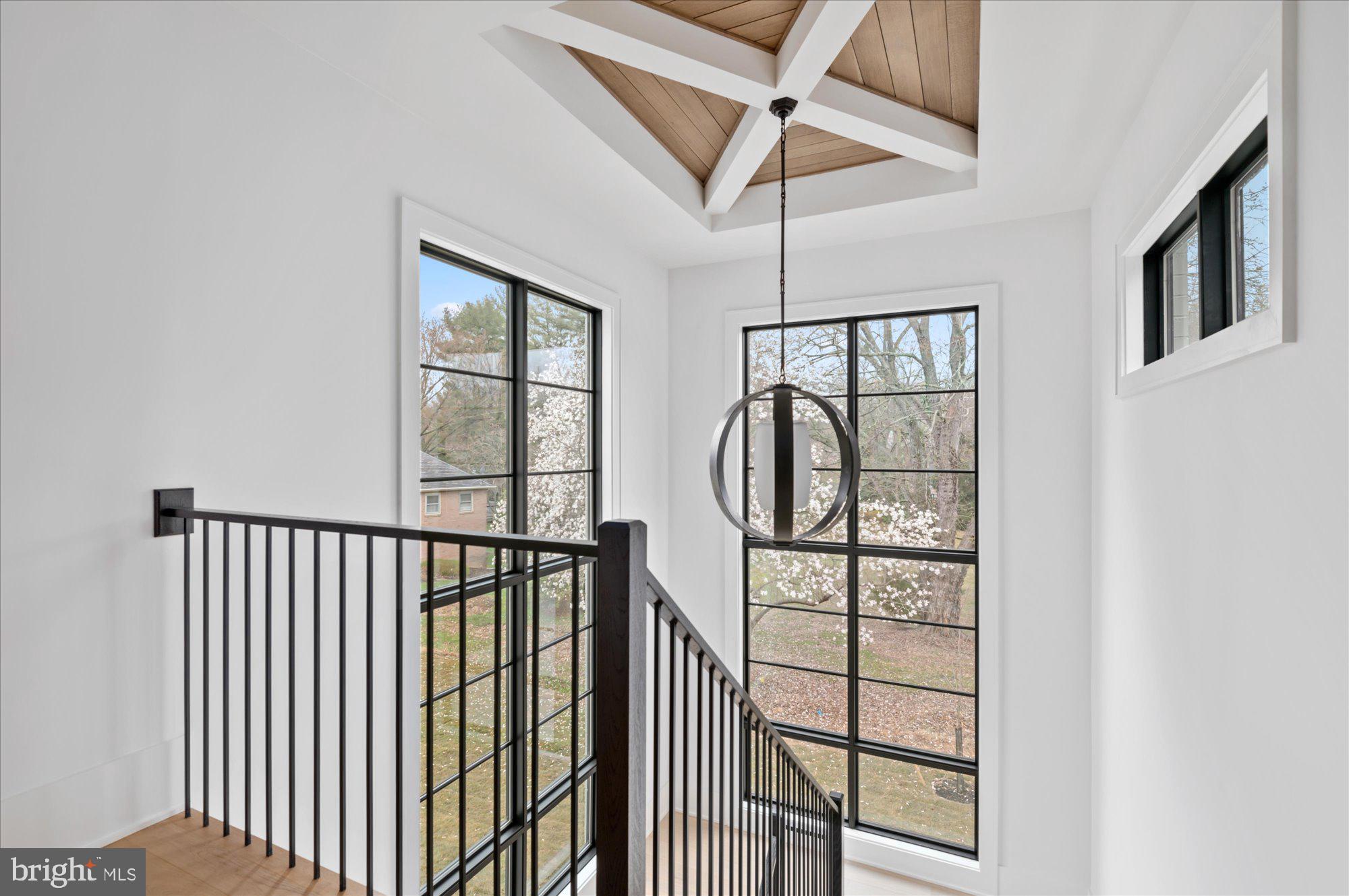 ROCK SPRING - Residential