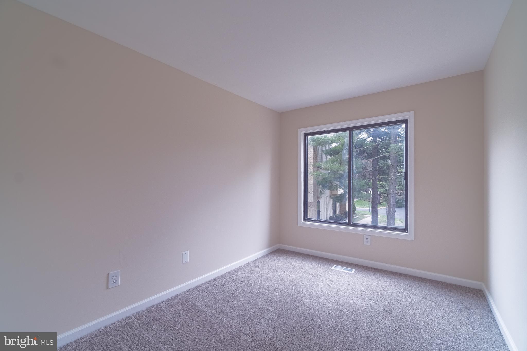 ESSEX PLACE - Residential