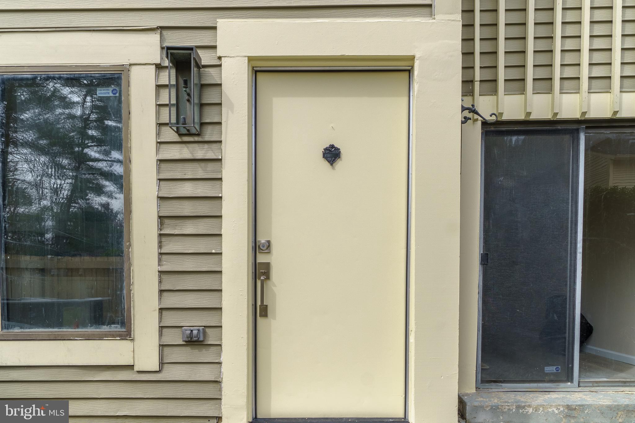 ESSEX PLACE - Residential