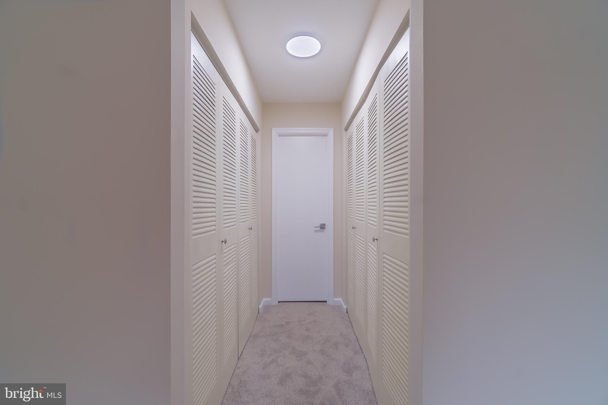 ESSEX PLACE - Residential