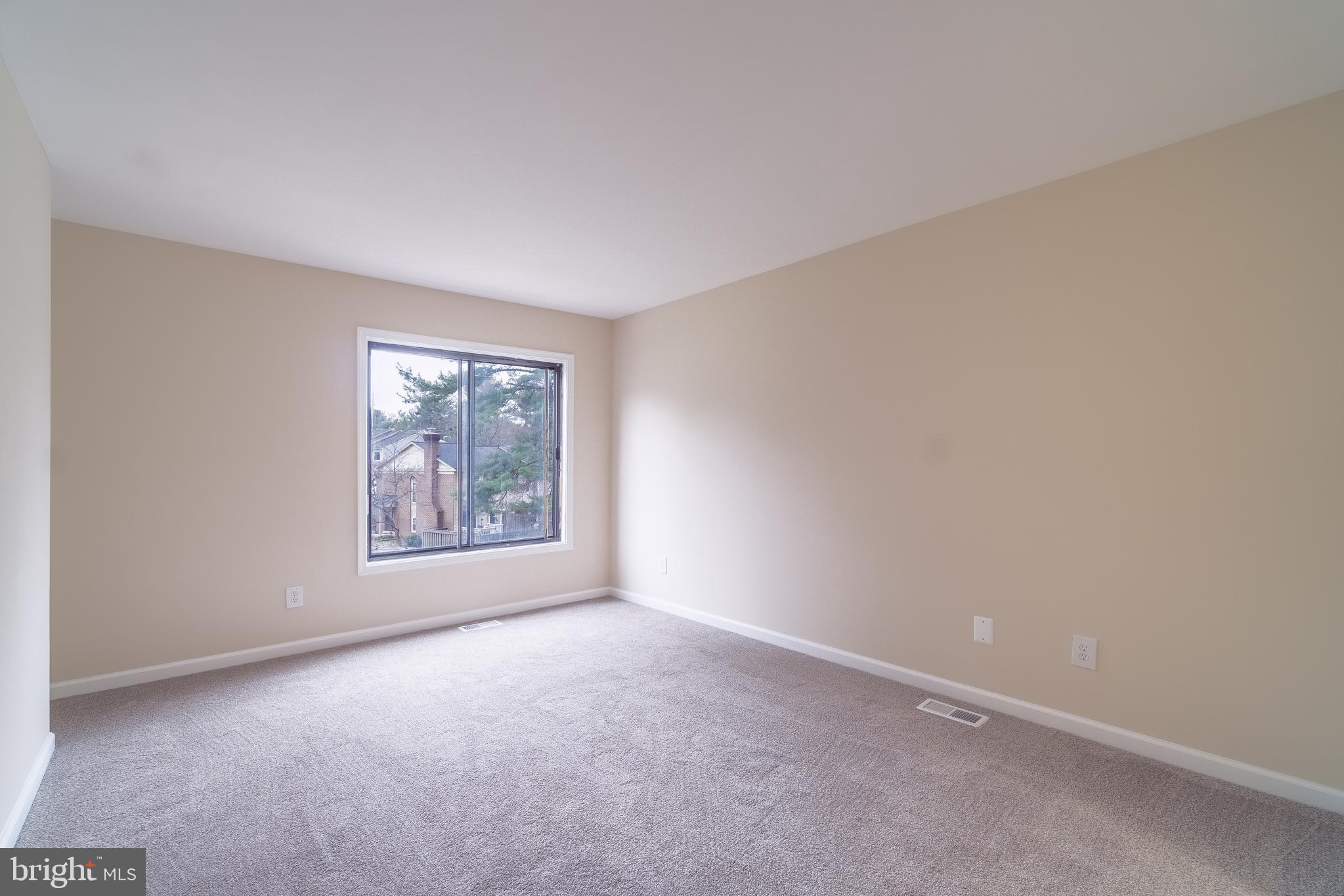 ESSEX PLACE - Residential