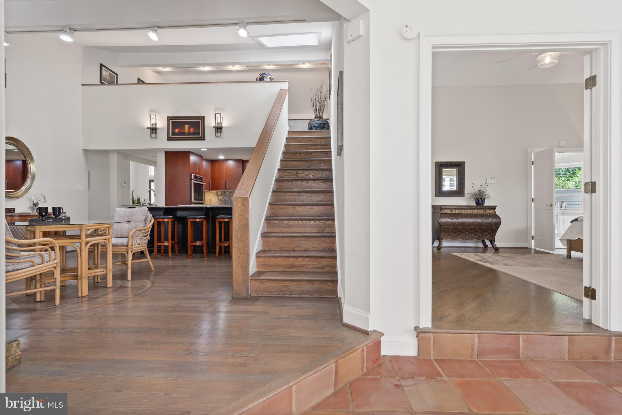 LEXINGTON ESTATES - Residential