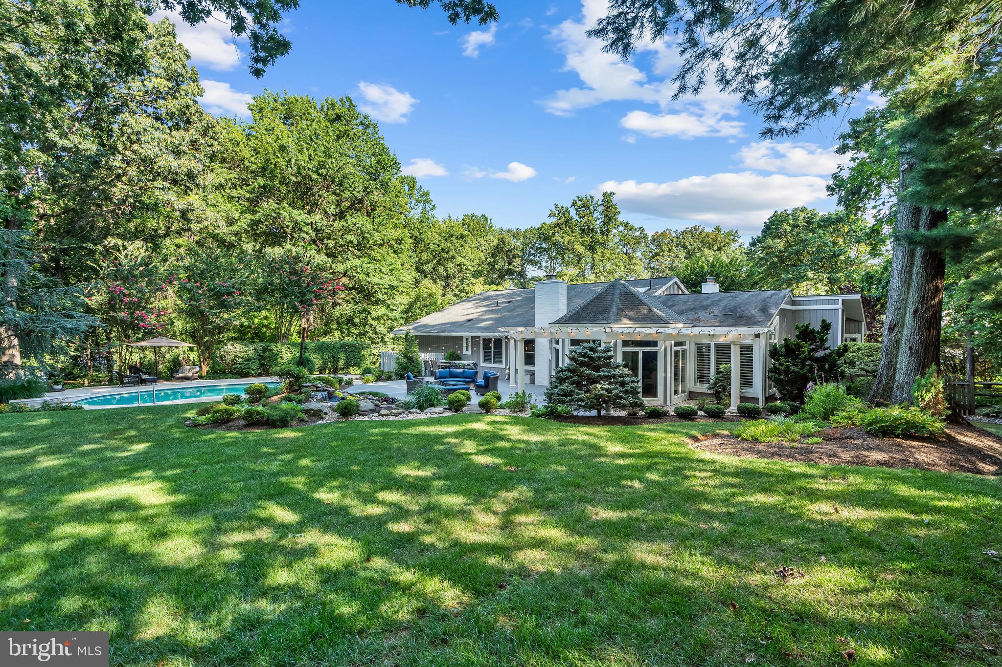 LEXINGTON ESTATES - Residential