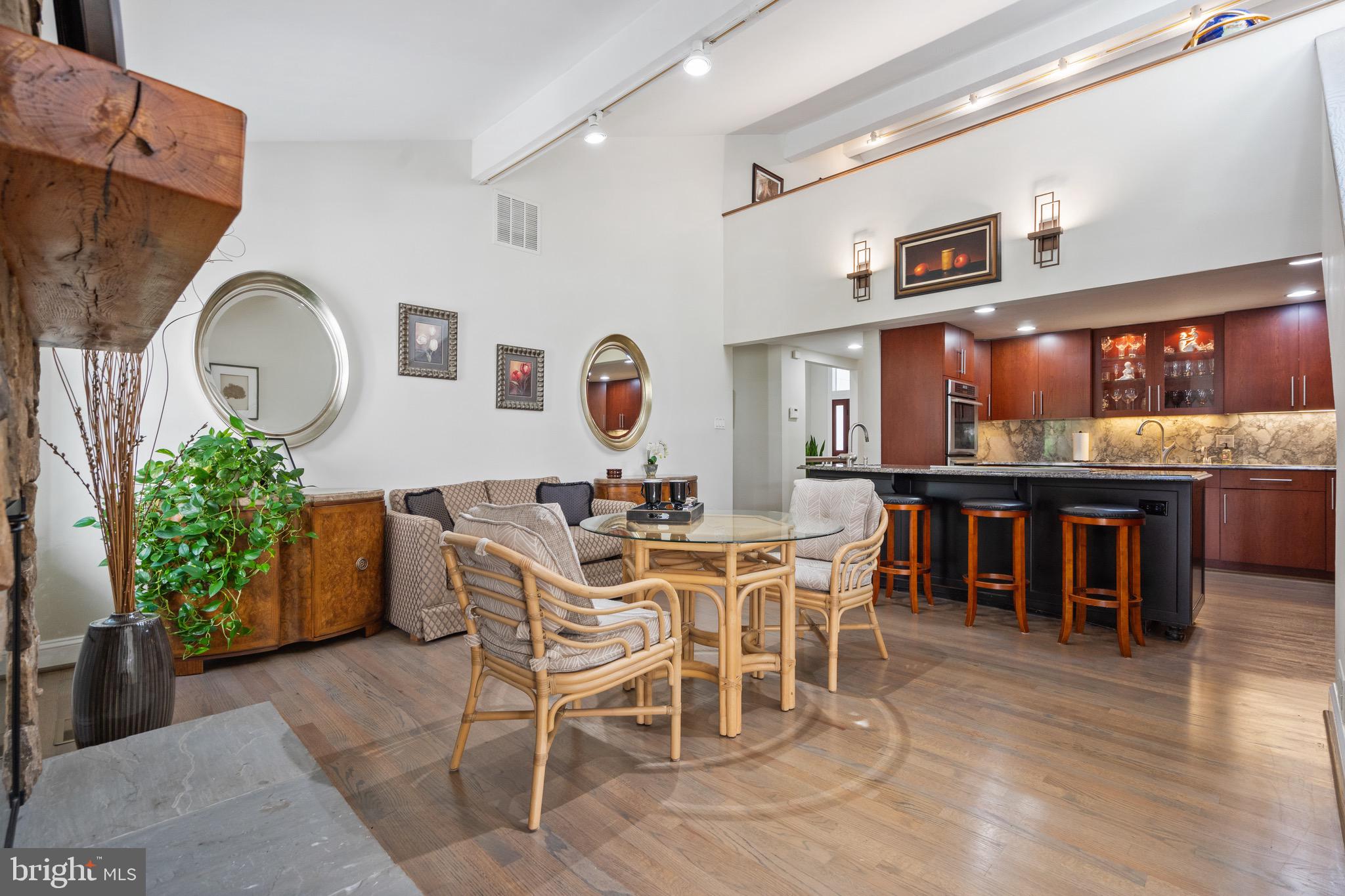 LEXINGTON ESTATES - Residential