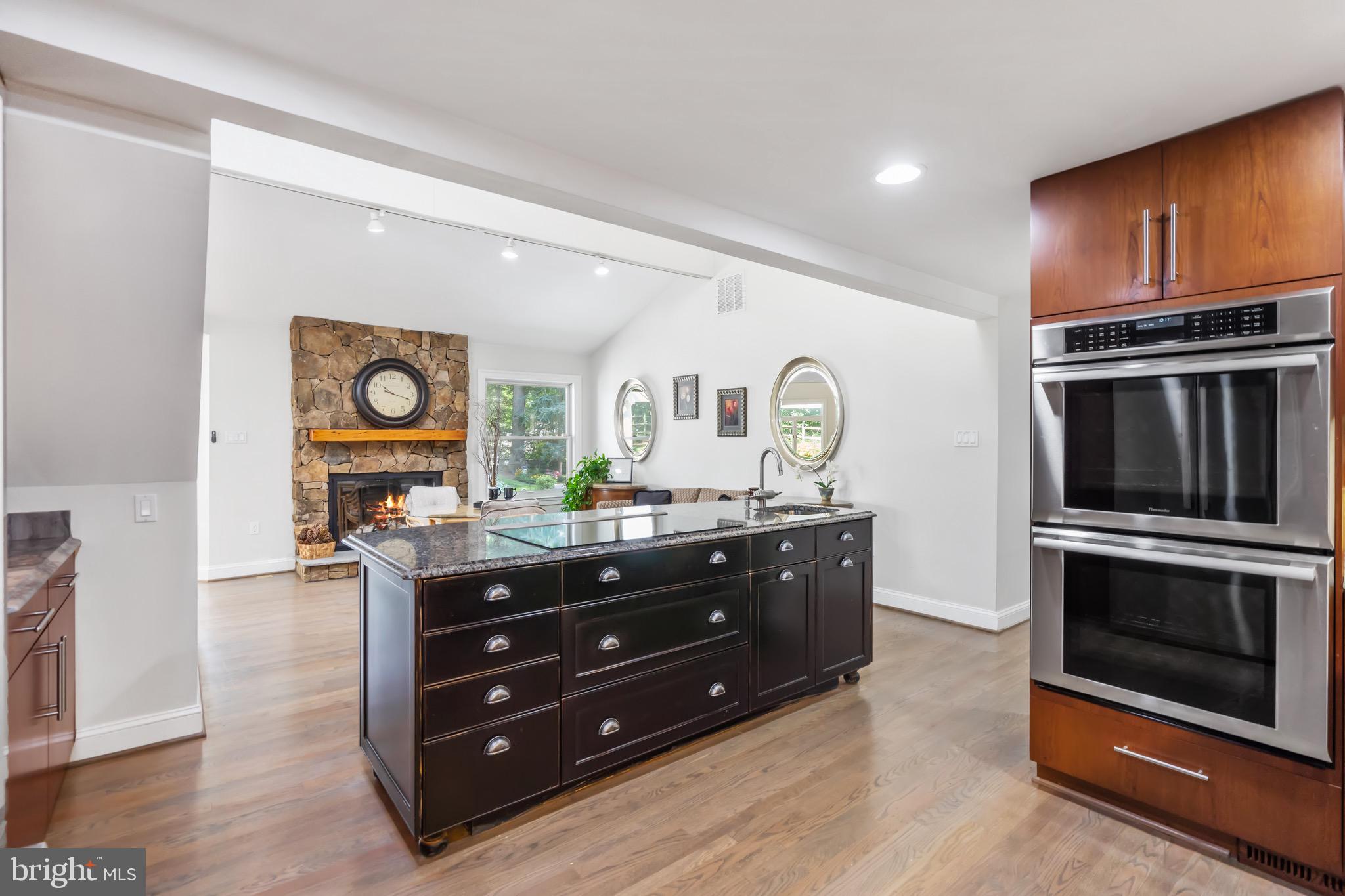 LEXINGTON ESTATES - Residential