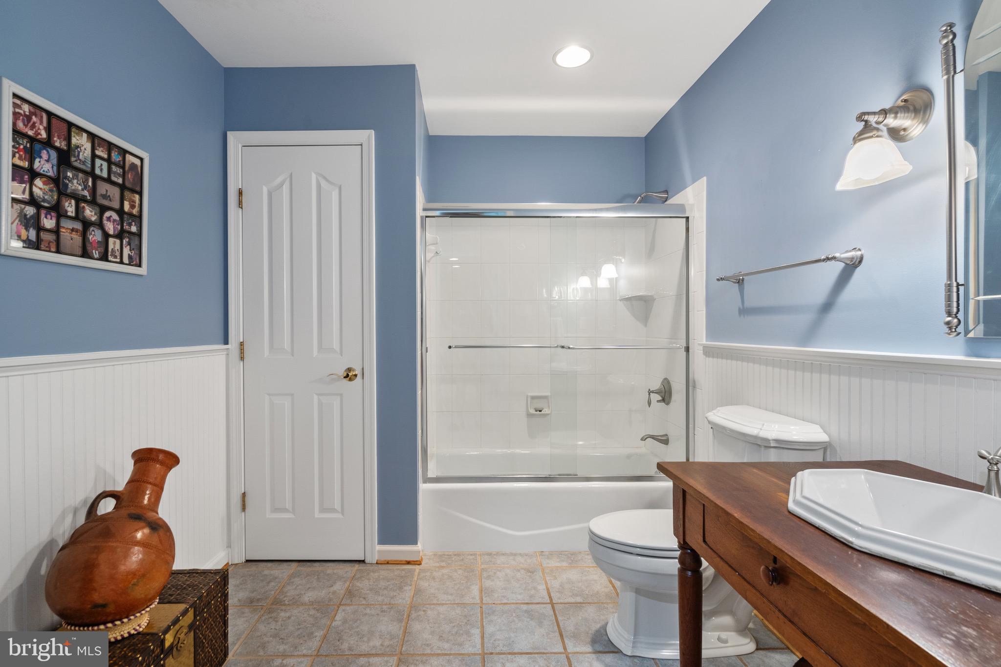 LEXINGTON ESTATES - Residential