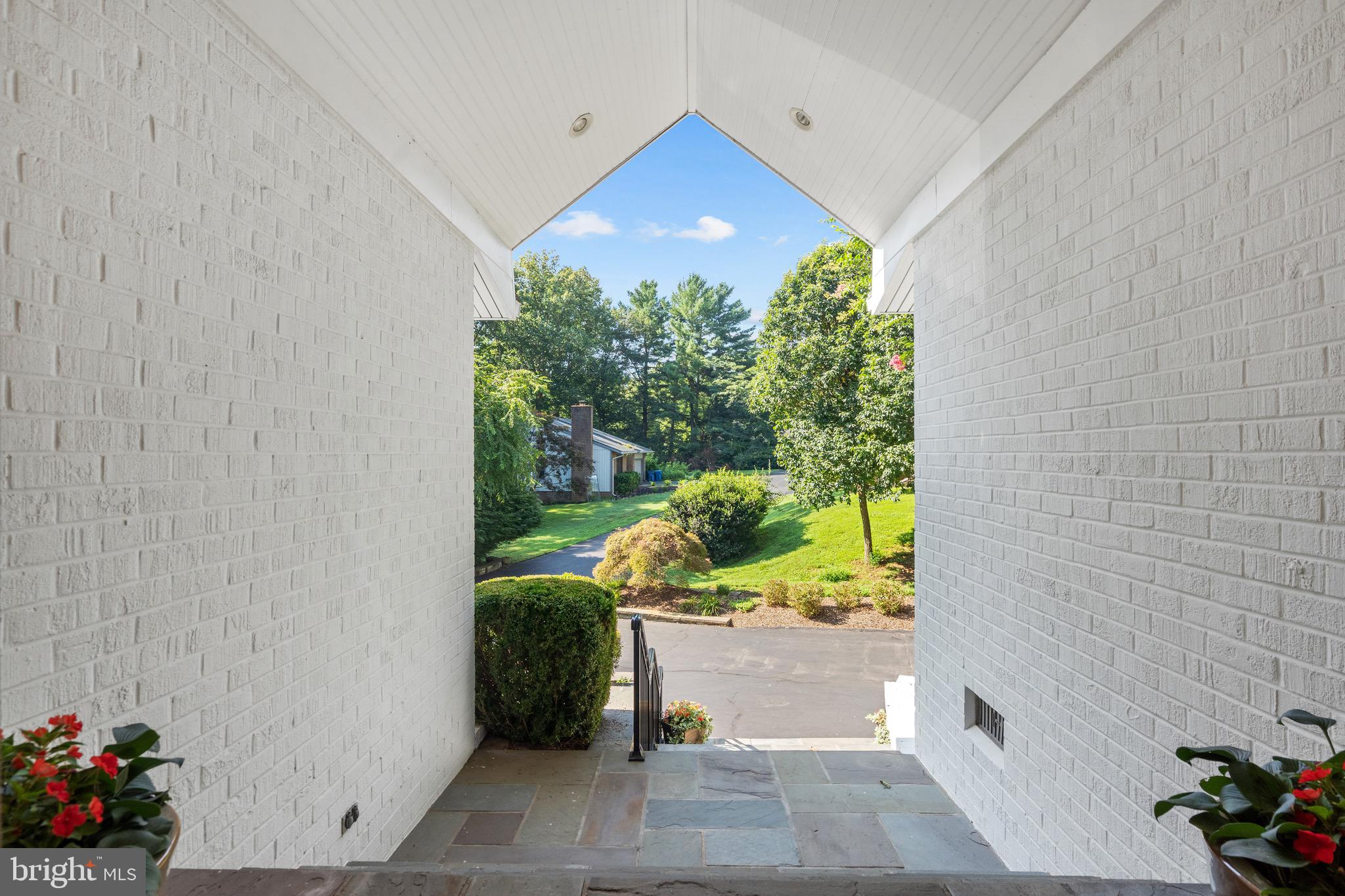 LEXINGTON ESTATES - Residential