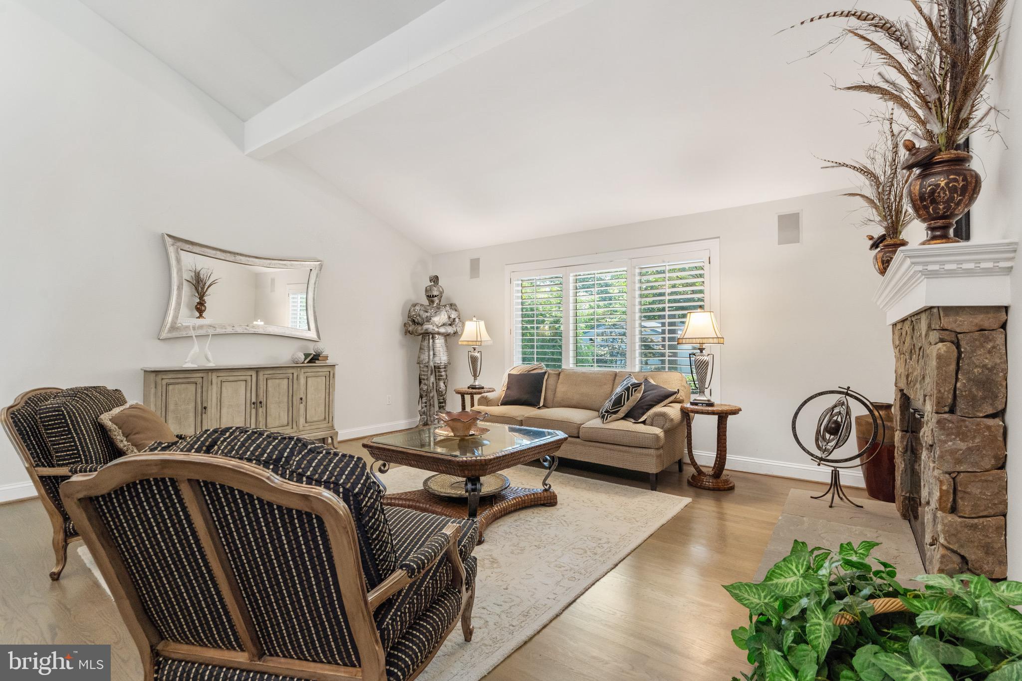 LEXINGTON ESTATES - Residential