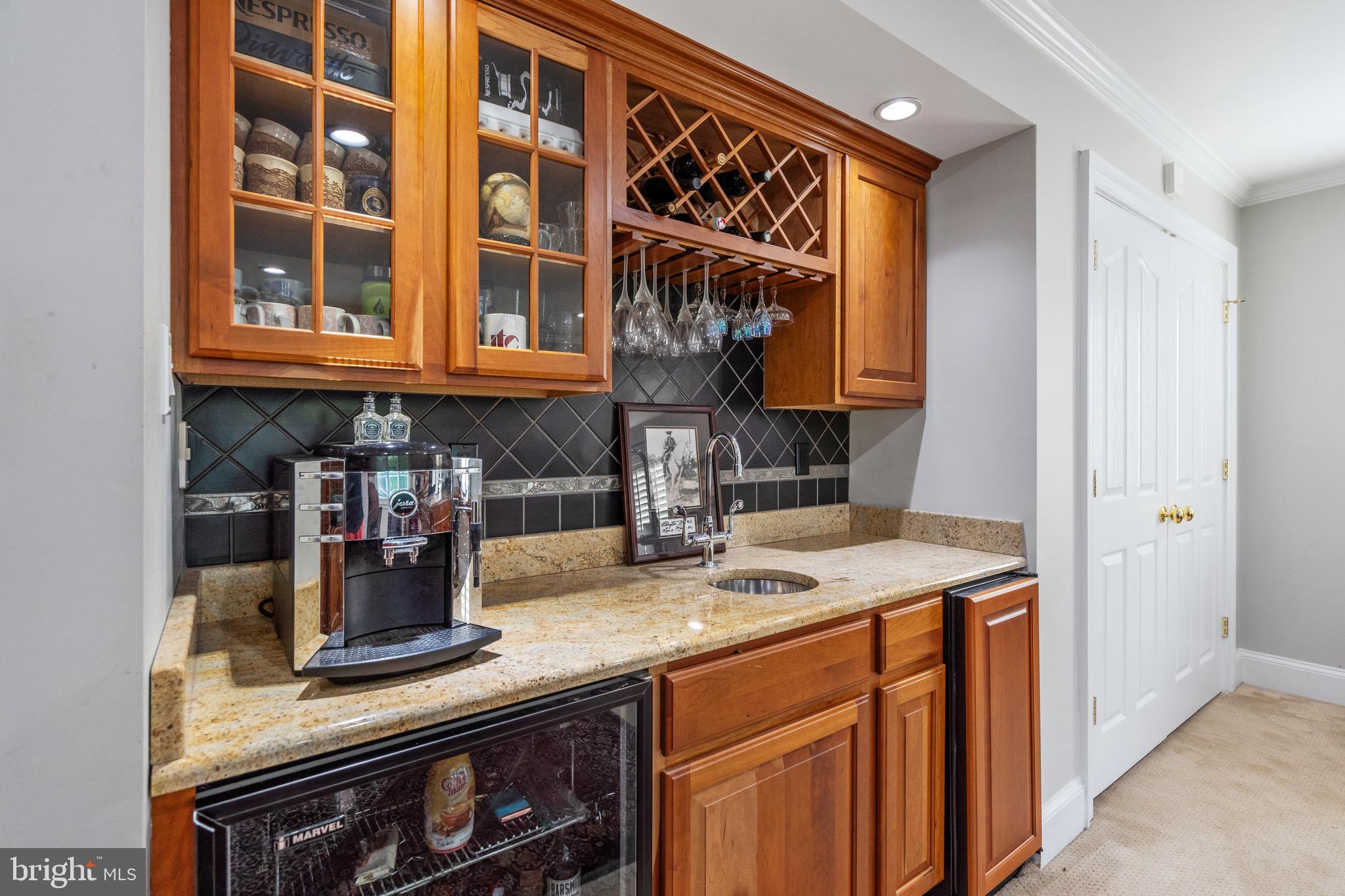 LEXINGTON ESTATES - Residential