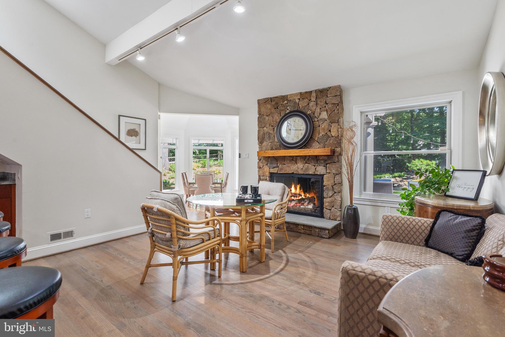 LEXINGTON ESTATES - Residential