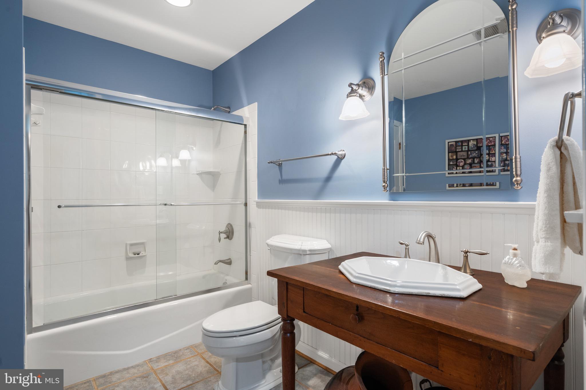 LEXINGTON ESTATES - Residential